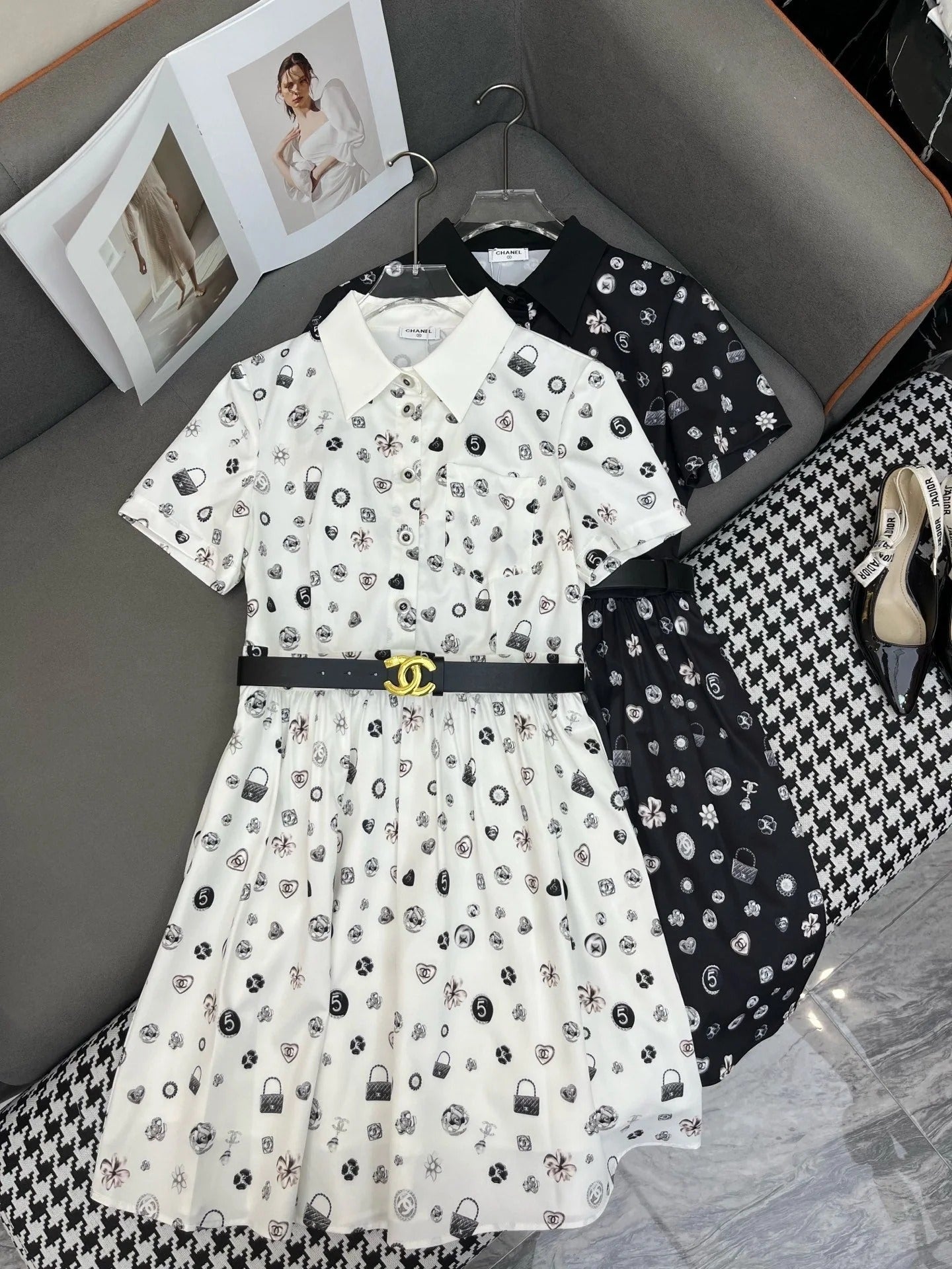 SHORT-SLEEVE BUTTON-DOWN DRESS WITH SIGNATURE LOGO BELT