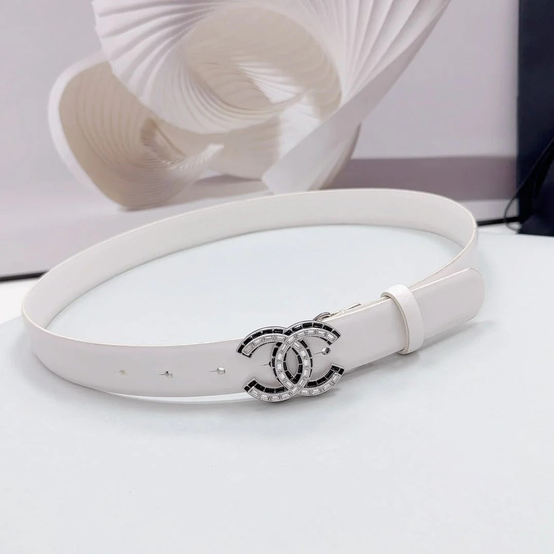 CC 30MM BELT IN WHITE CALFSKIN METAL HARDWARE