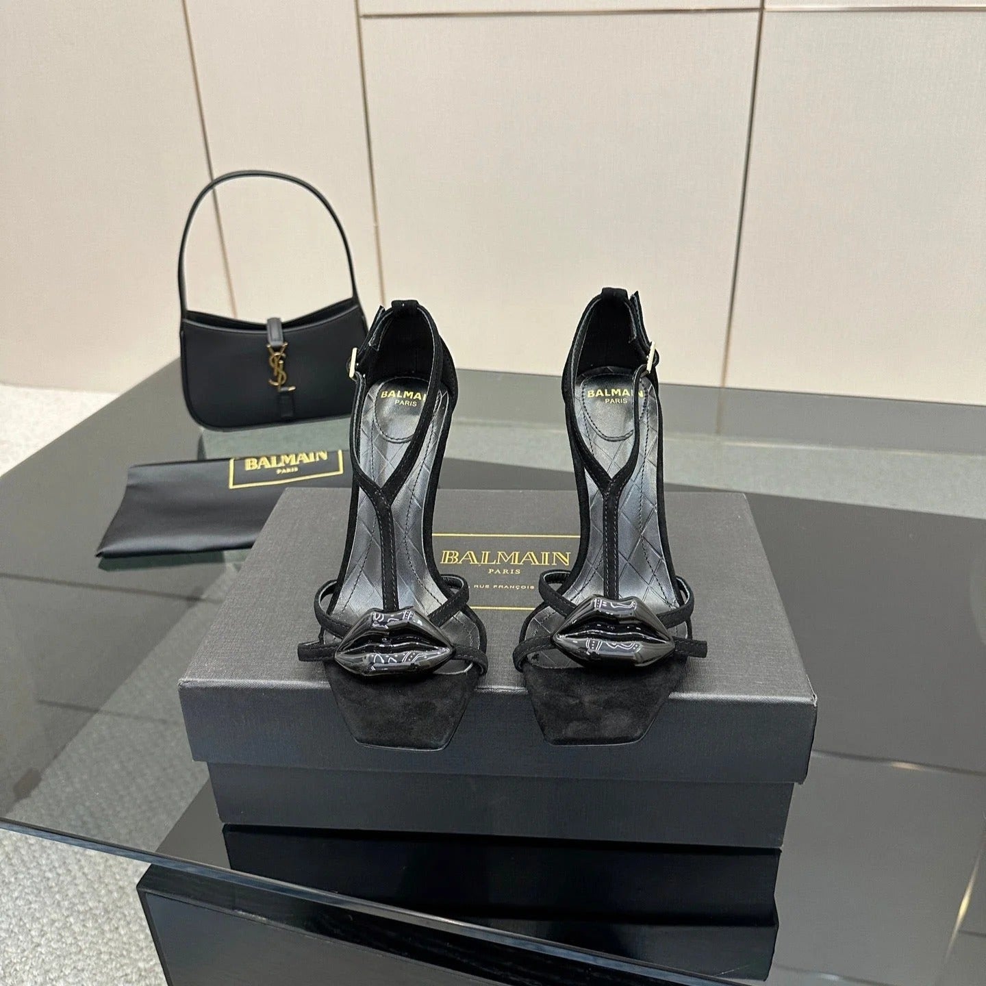 BALMAIN 25S LIPS SANDALS 10 IN BLACK SUEDE