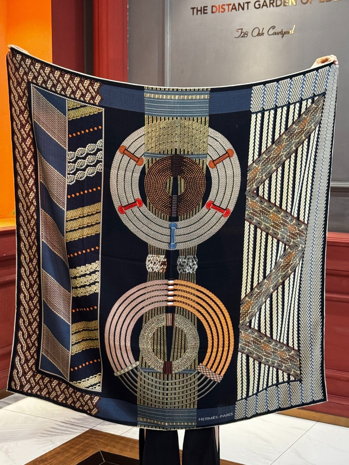 HERMES 25S SCARF 140 IN SILK TWILL 733917