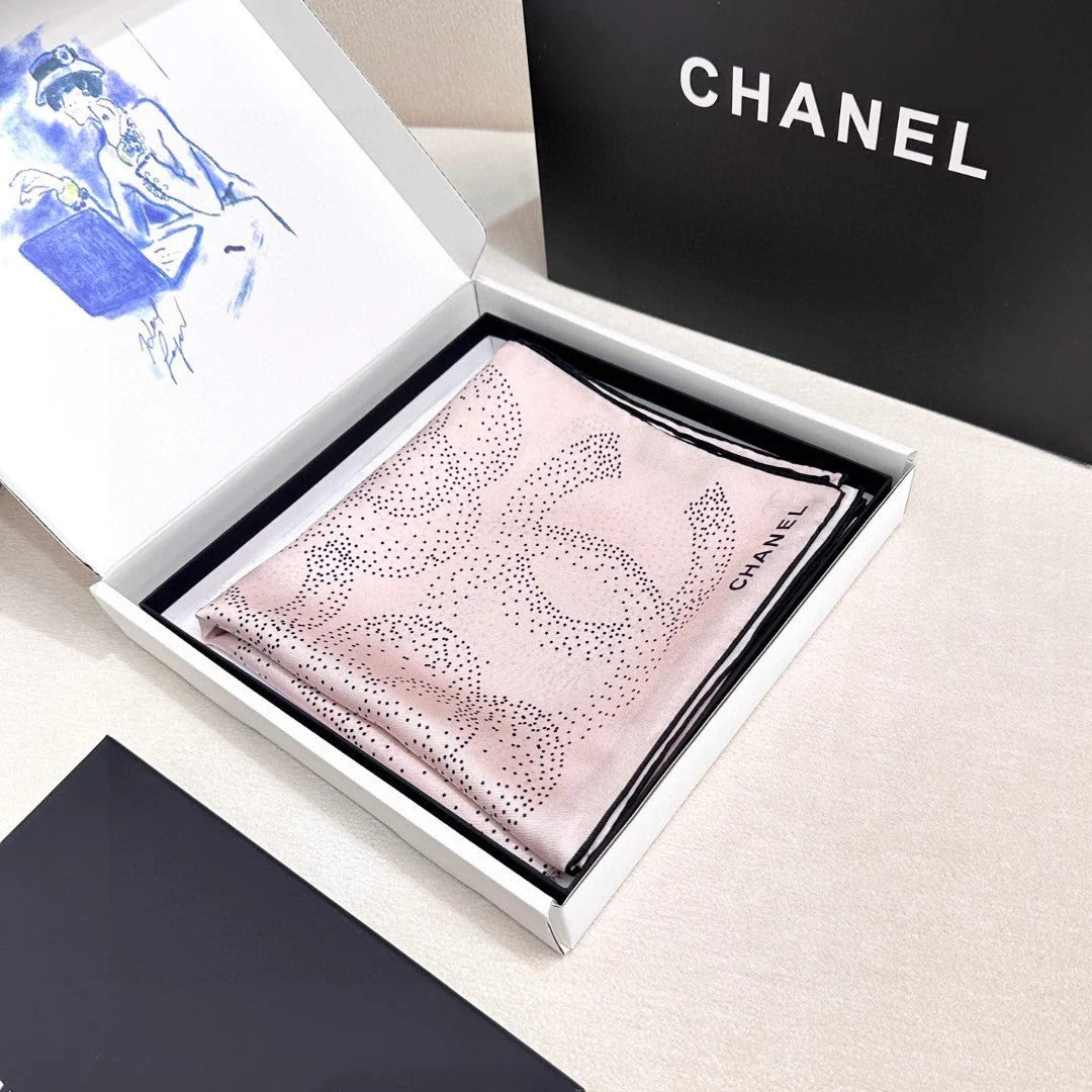CHANEL 25S SCARF 90 IN SILK 730644