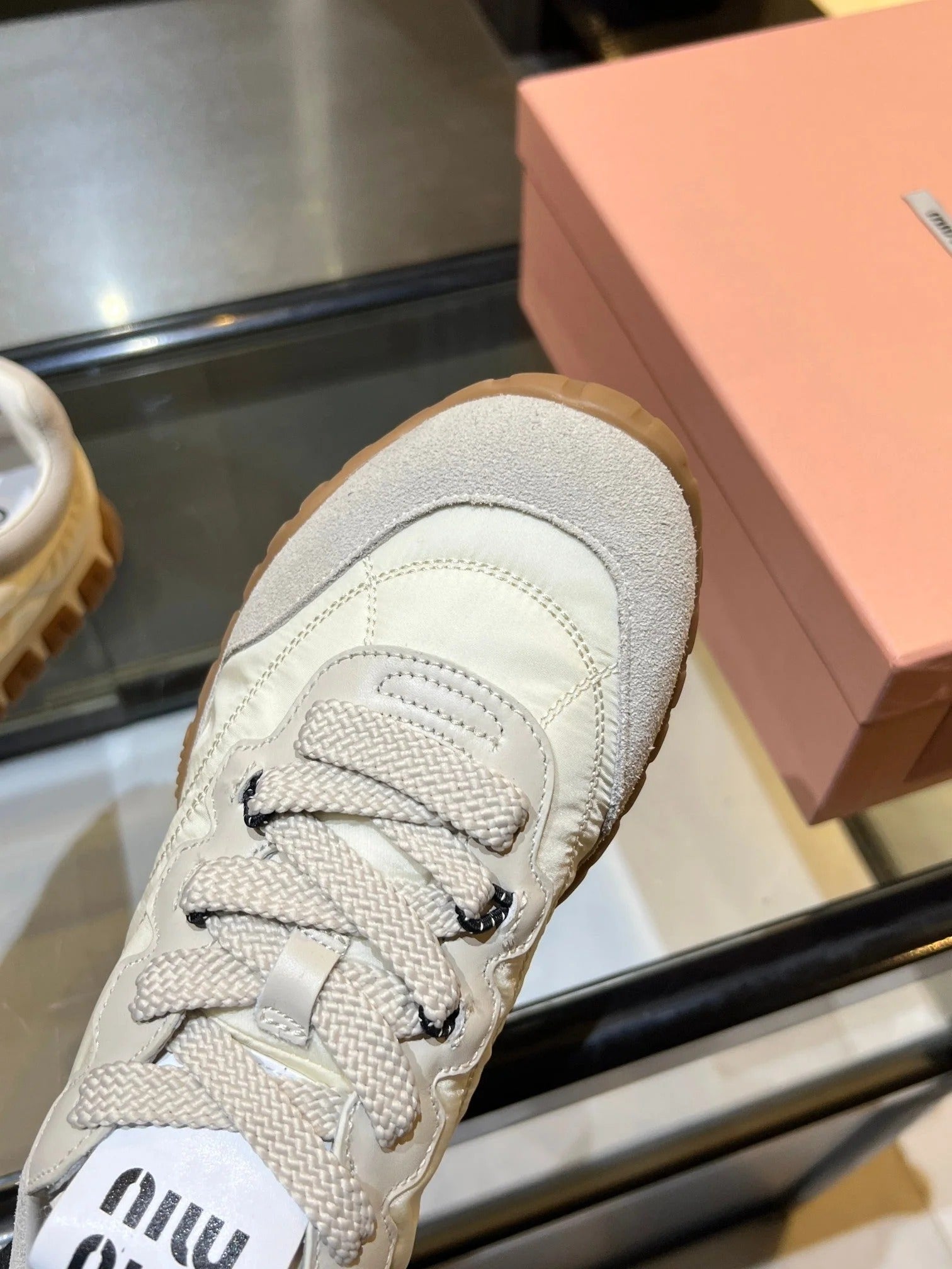MIU 26ss Sneaker Beige Fabric Suede 625654