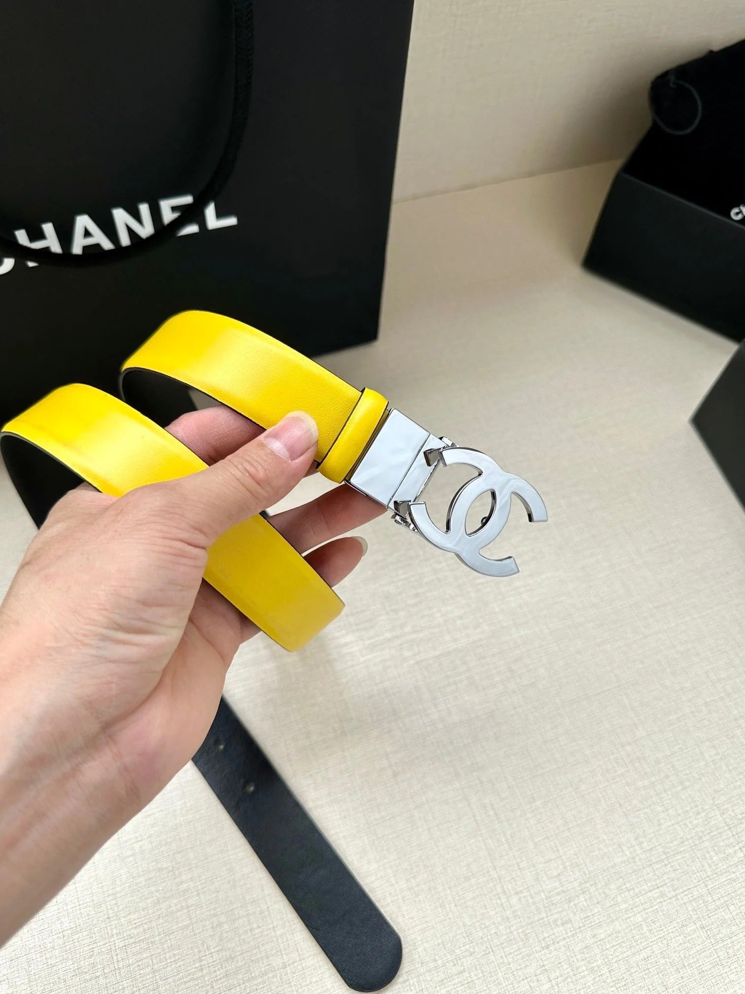 CC 30MM BELT IN BRIGHT YELLOW AND BLACK CALFSKIN WITH SILVER HARDWARE