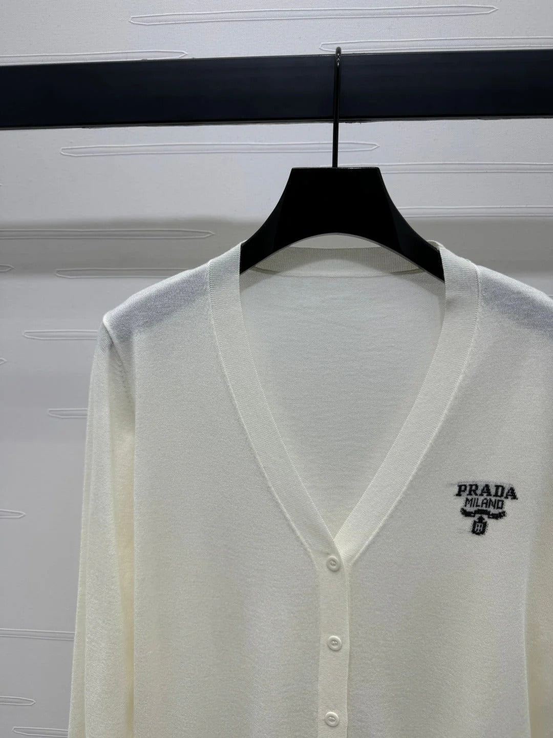 PRADA LONG-SLEEVE KNIT CARDIGAN 269461
