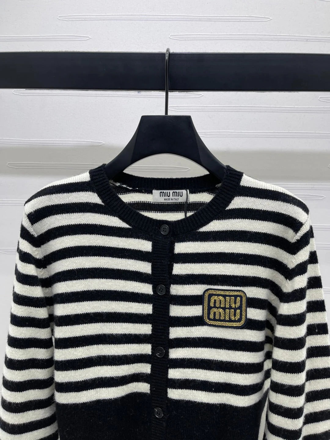 MIUMIU CARDIGAN STYLE 458