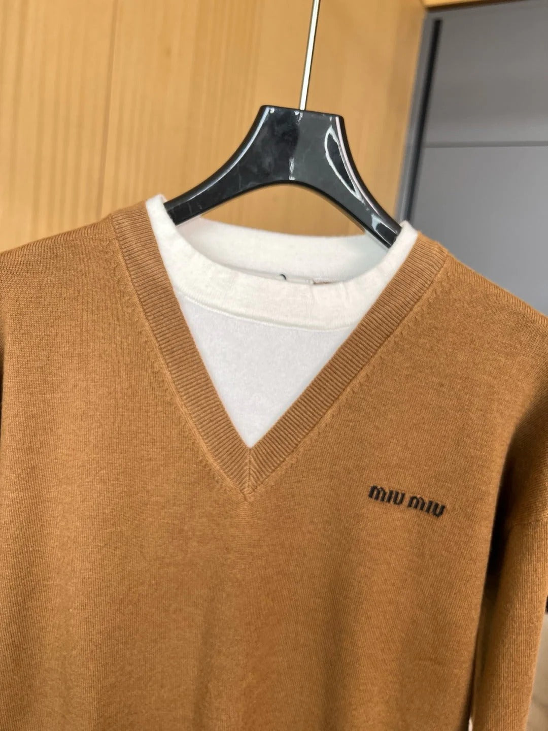 MIUMIU KNIT SWEATER