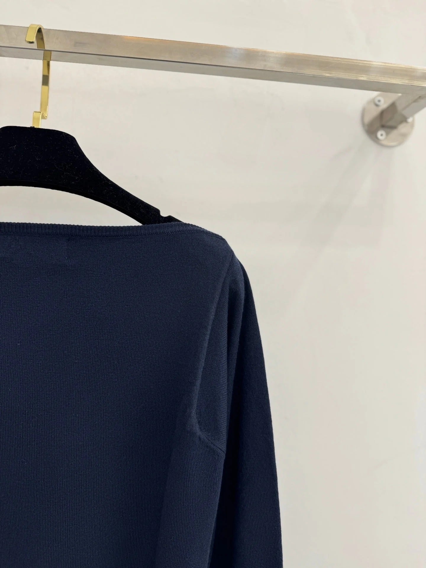 MIUMIU KNIT TOP STYLE 180