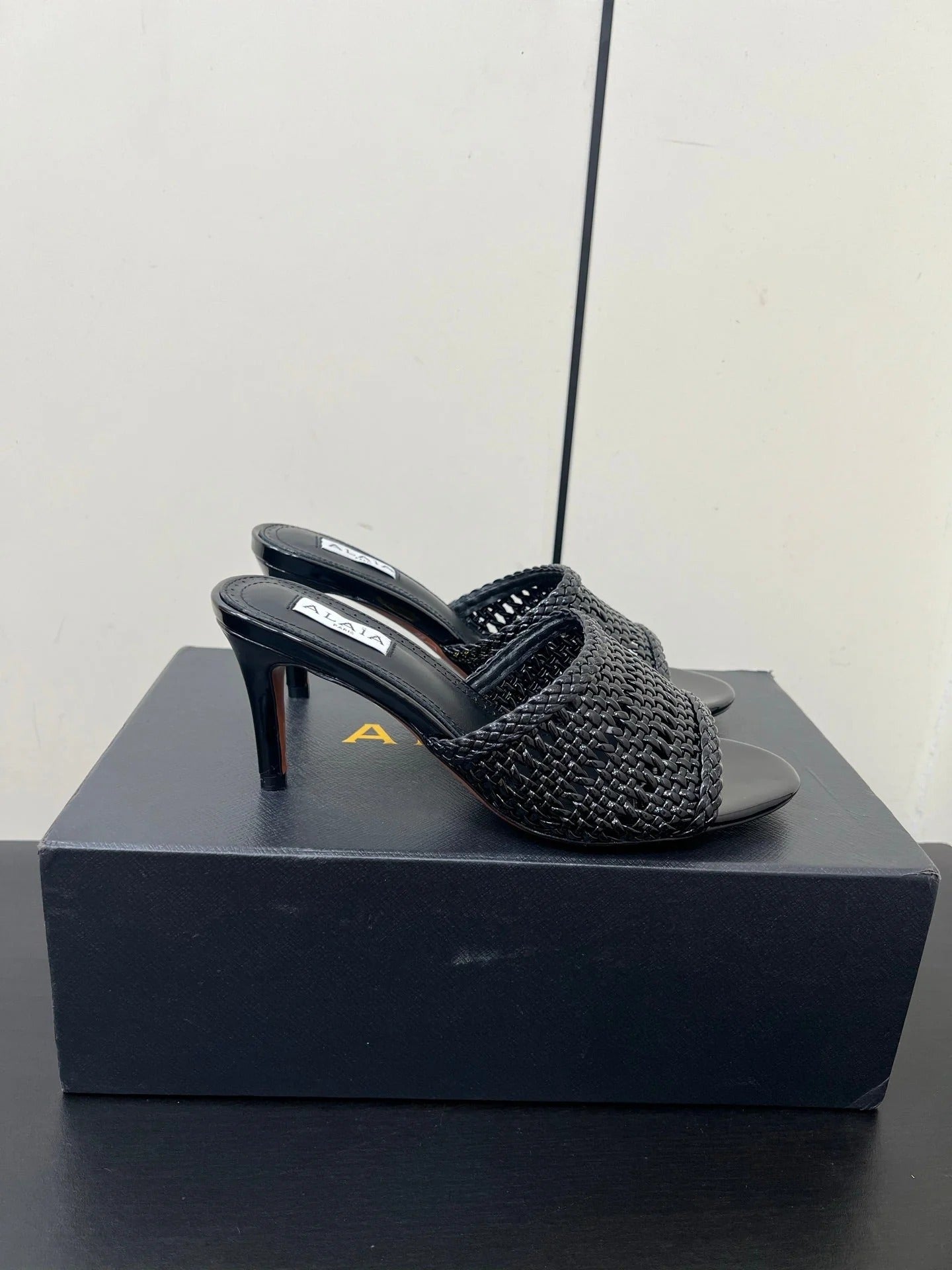 Alaia High Heel 25s 70 Mm In Black Lambskin With Woven Pattern