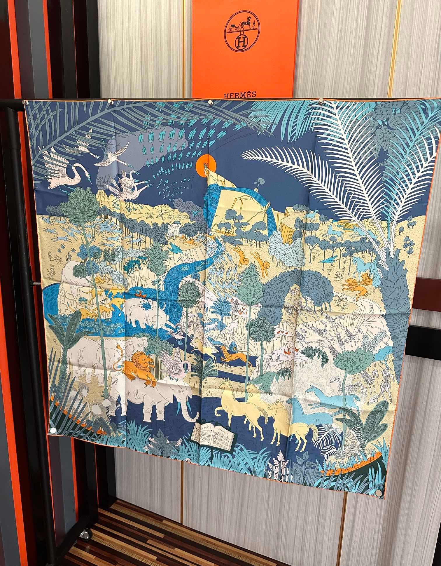 HERMES 25S SCARF 90 IN SILK 727407
