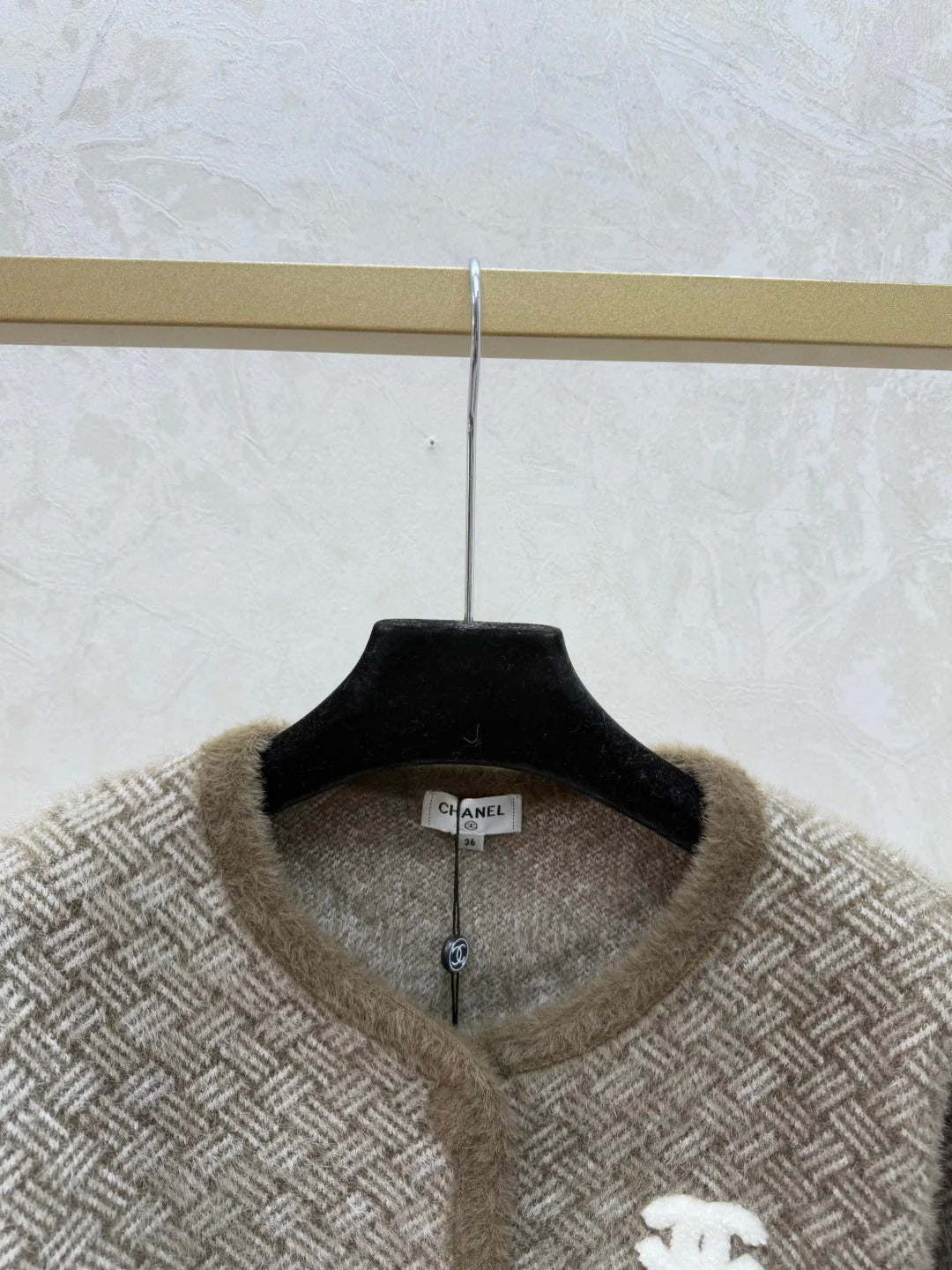 CHANEL 25S ROUND-NECK CARDIGAN 511