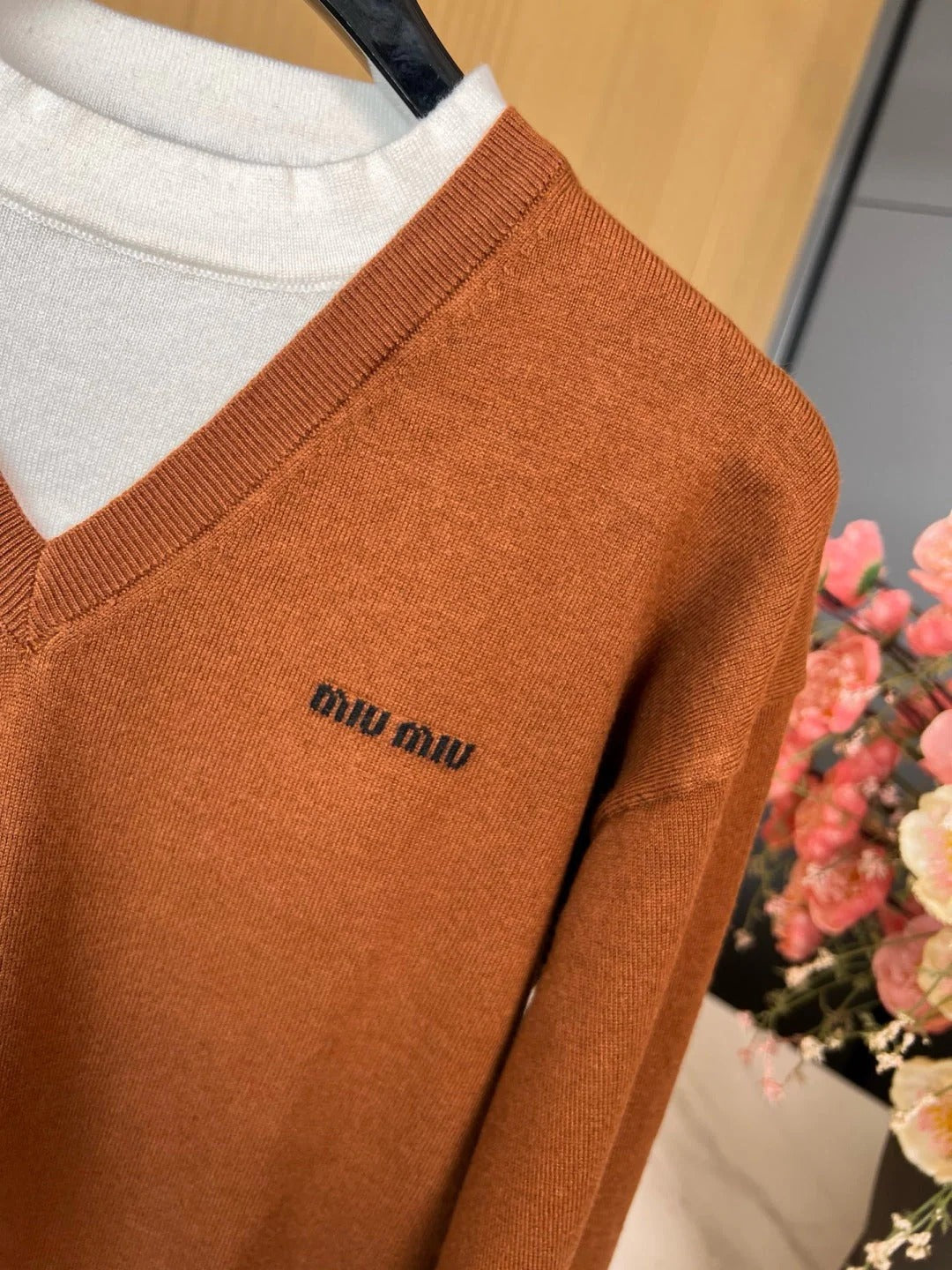 MIUMIU KNIT SWEATER
