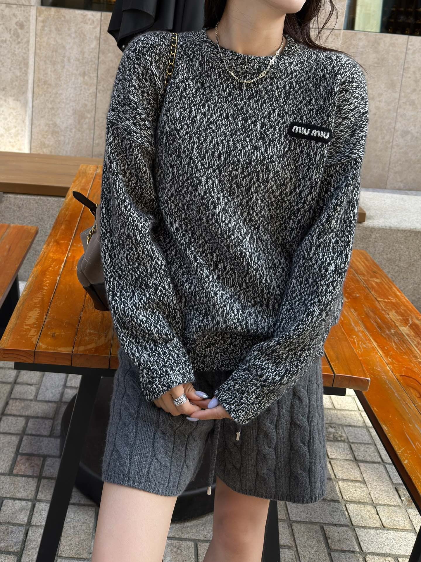 MIUMIU SWEATER STYLE 720