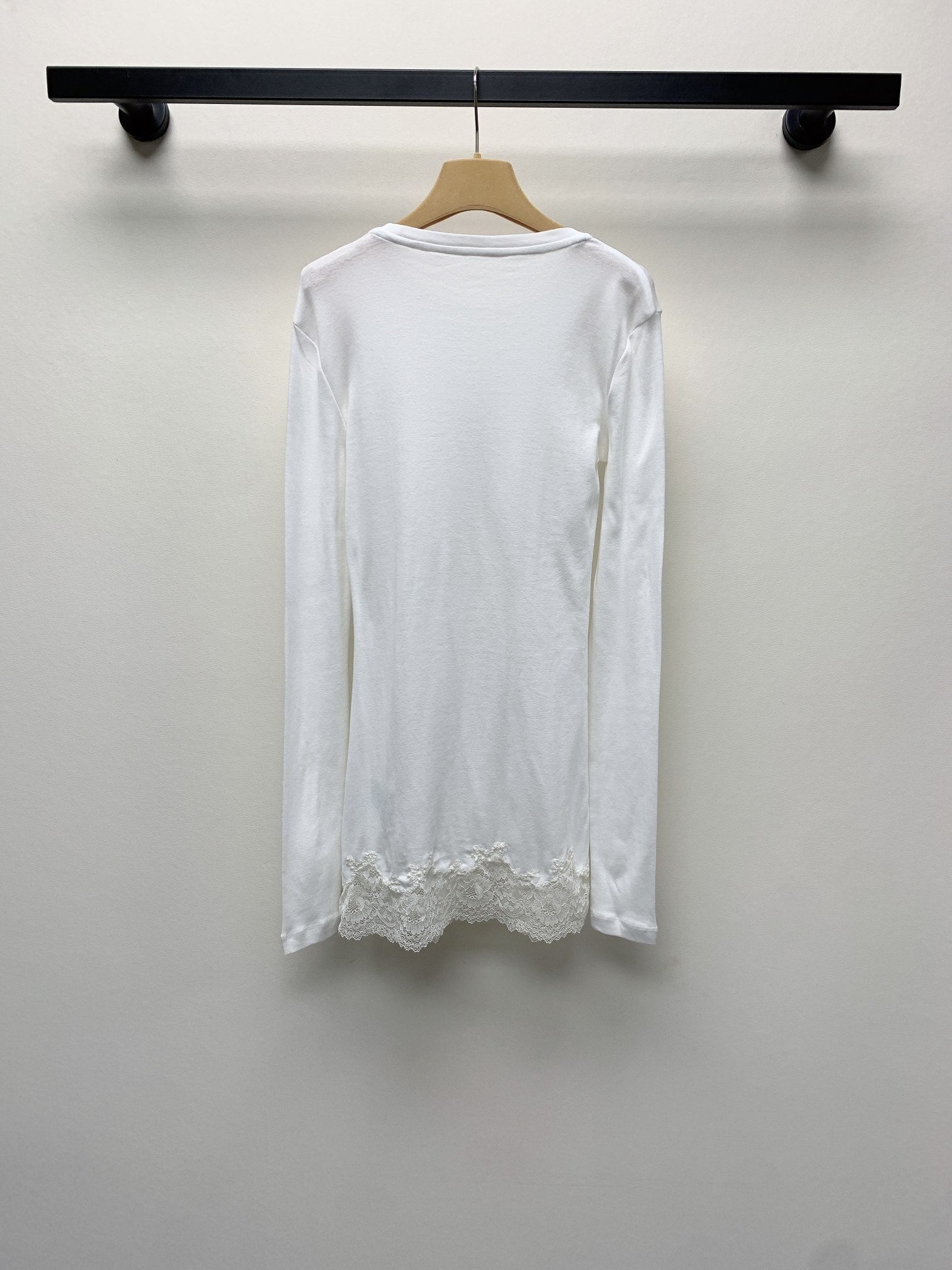 MIUMIU LIGHTWEIGHT BREATHABLE LACE TEE 268130