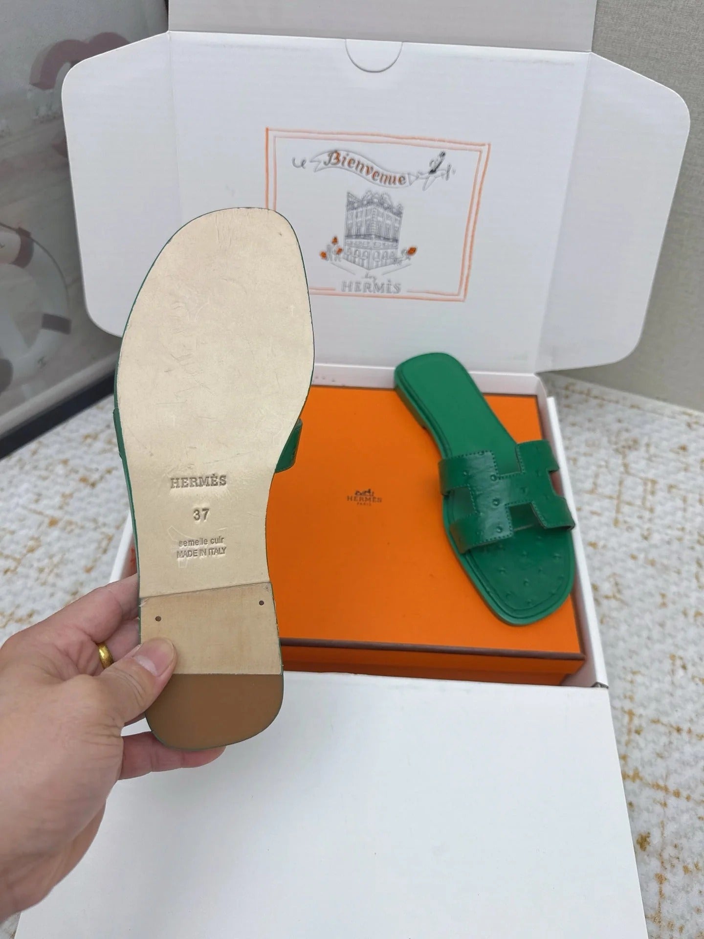 HM 26ss Oran Sandals Green Ostrich Leather 625102