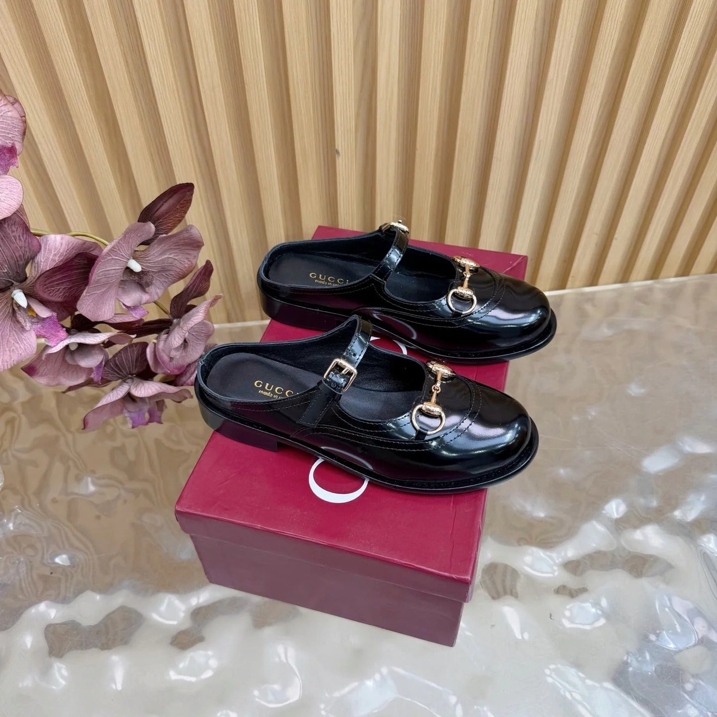 GG 26 Mule Black Sheepskin 589458