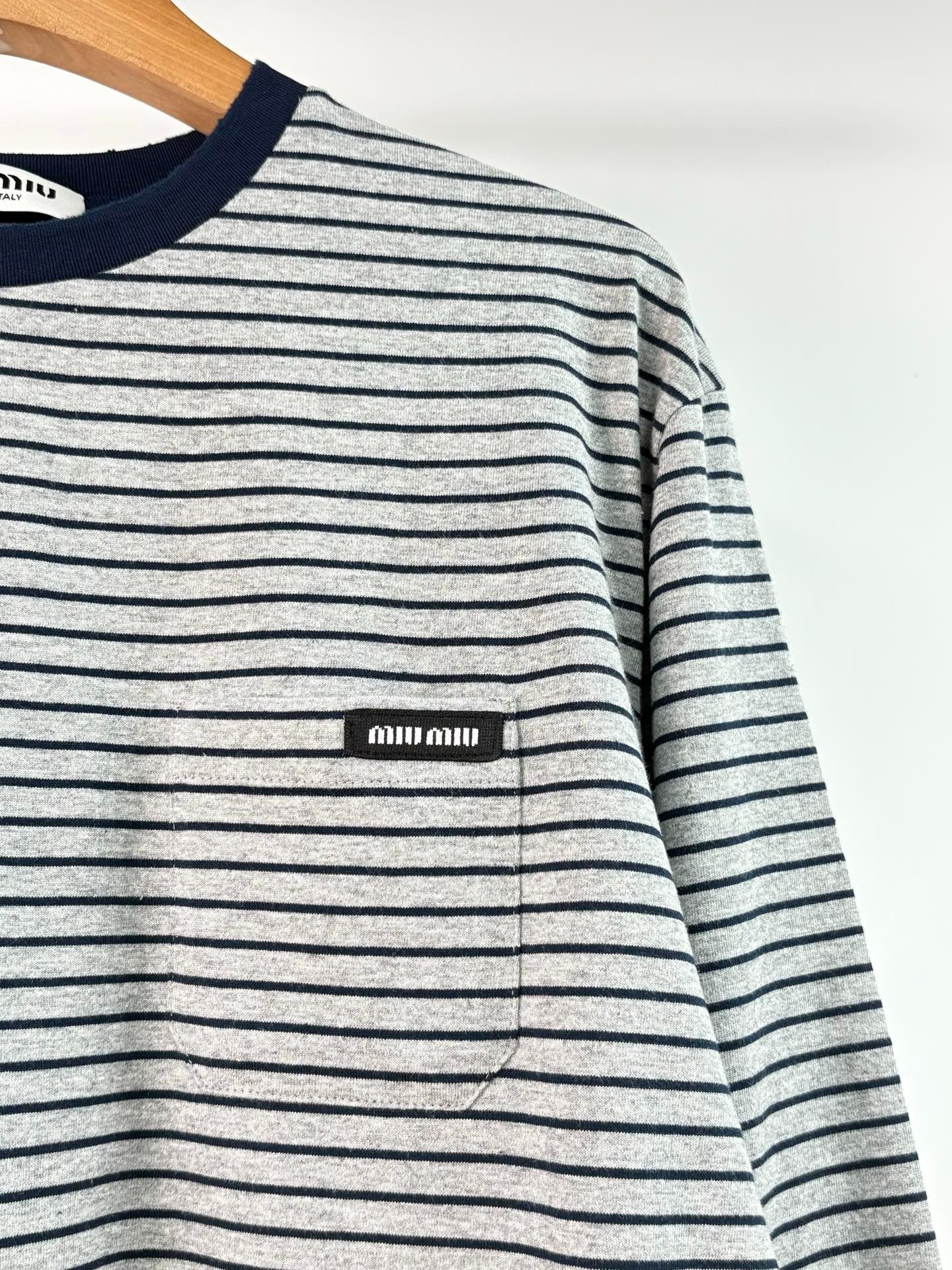 MIUMIU T-SHIRT STYLE 165
