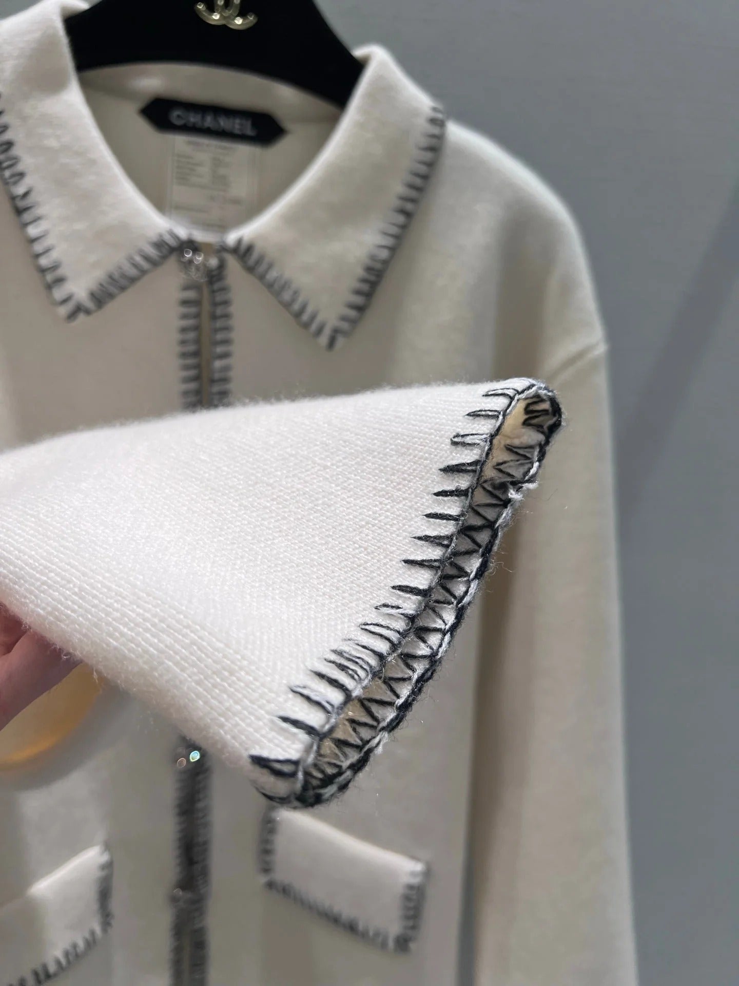 CHANEL 25S STAND-COLLAR KNITTED CARDIGAN 294
