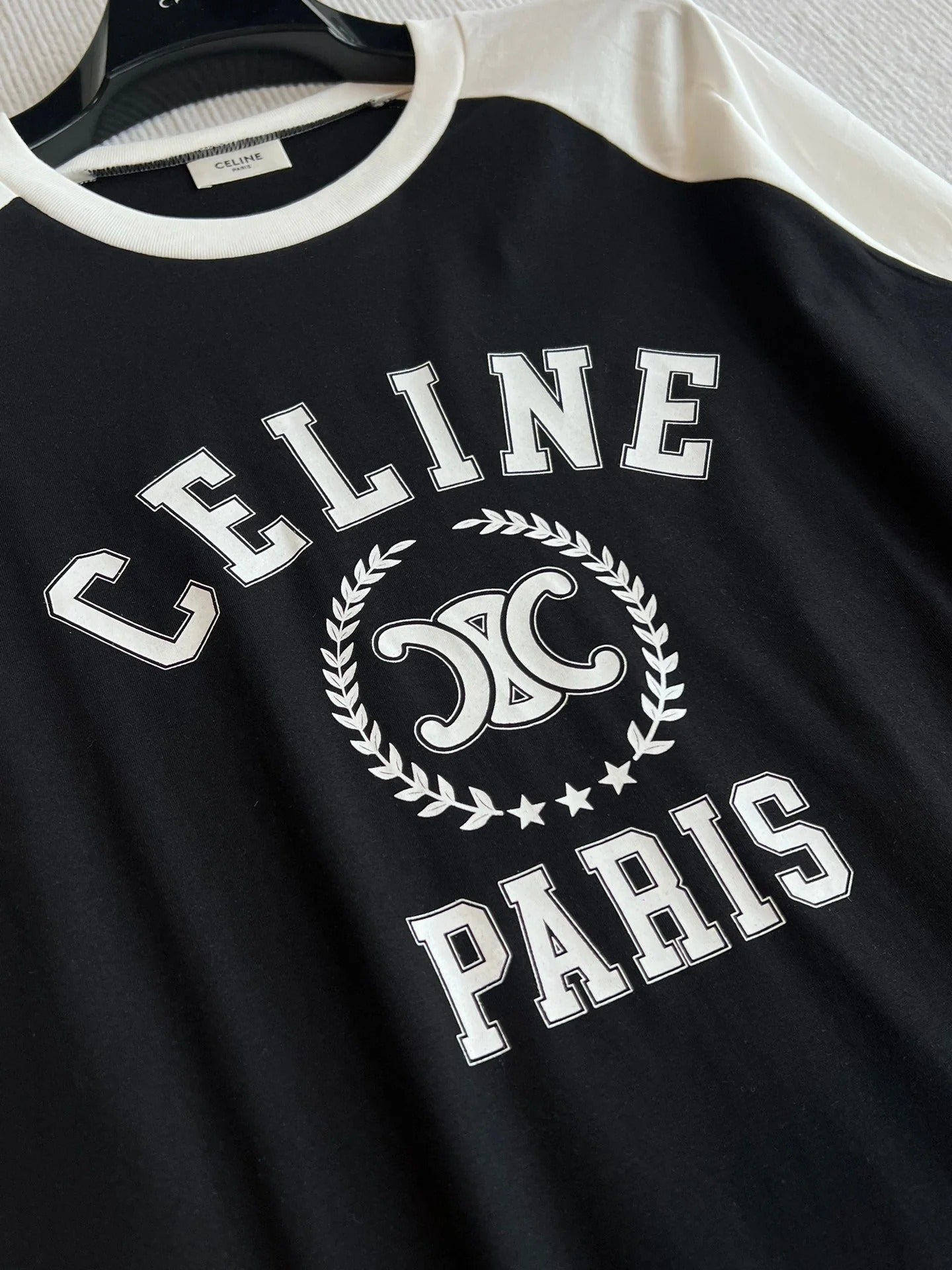 CELINE LONG SLEEVE PRINTED T-SHIRT 275643