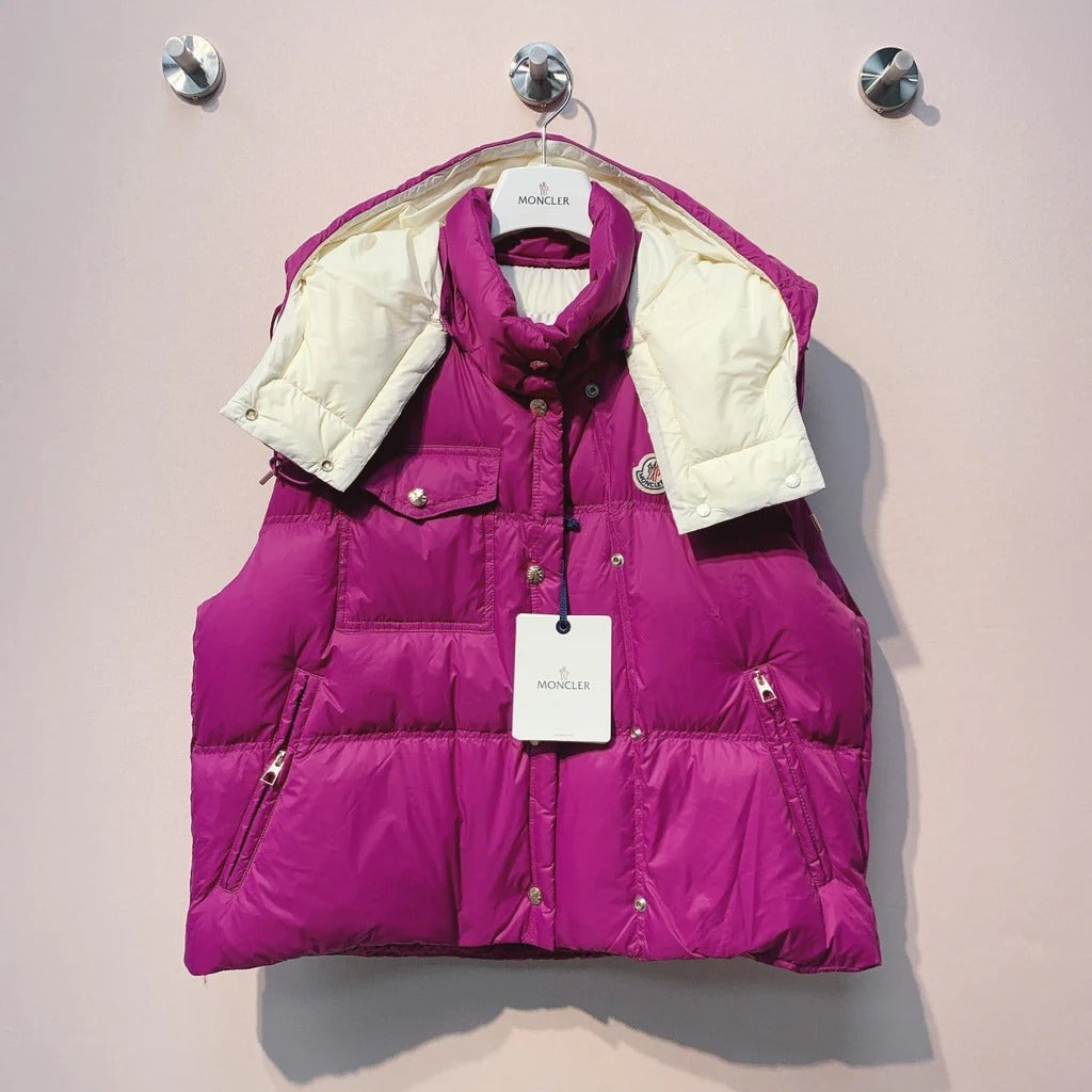 MONCLER 25S DOWN VEST 049