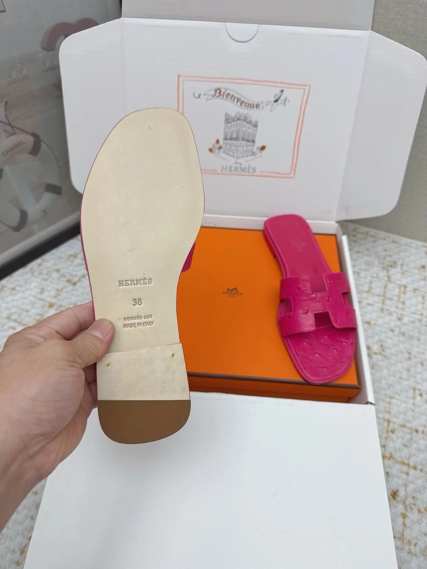 HM 26ss Oran Sandals Dark Pink Ostrich Leather 625106