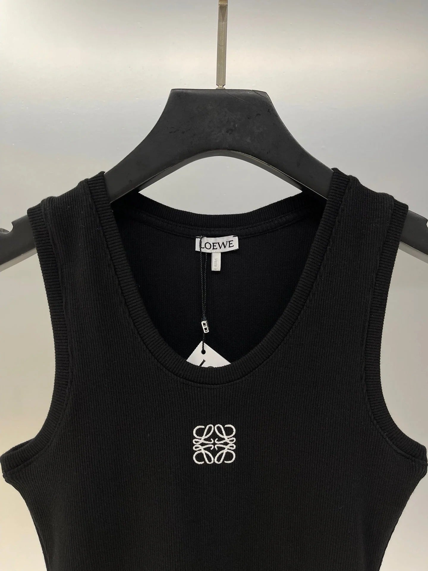 LOEWE SLEEVELESS TOP 274435
