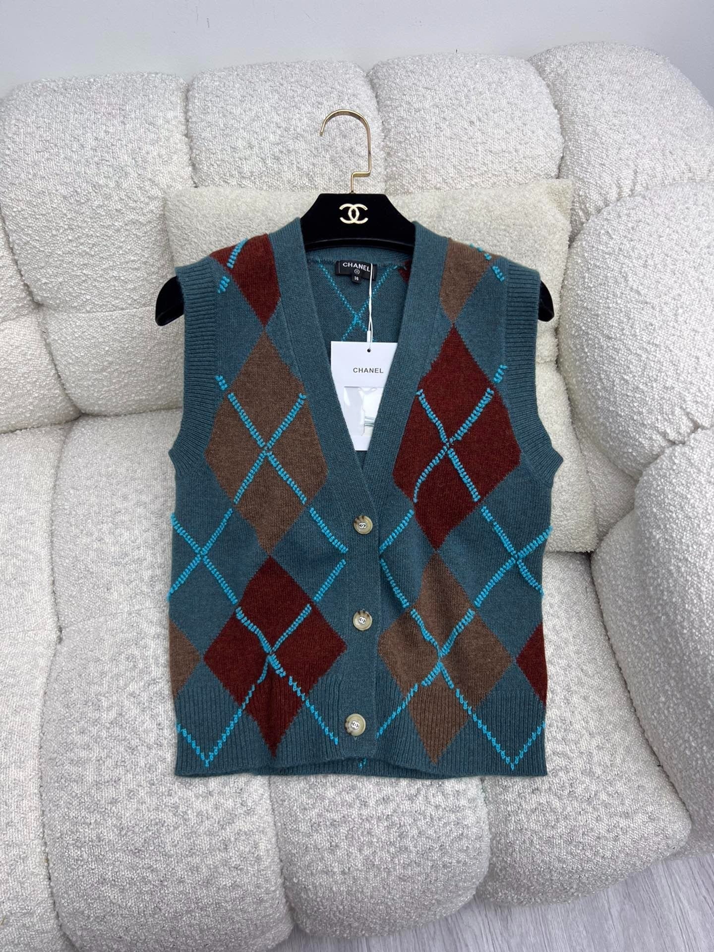 CHANEL 25S SET KNIT VEST STYLE 255