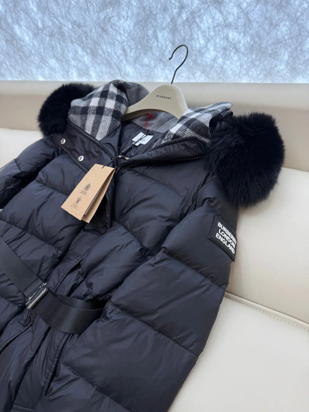 BURBERRY 25S DOWN COAT 0024