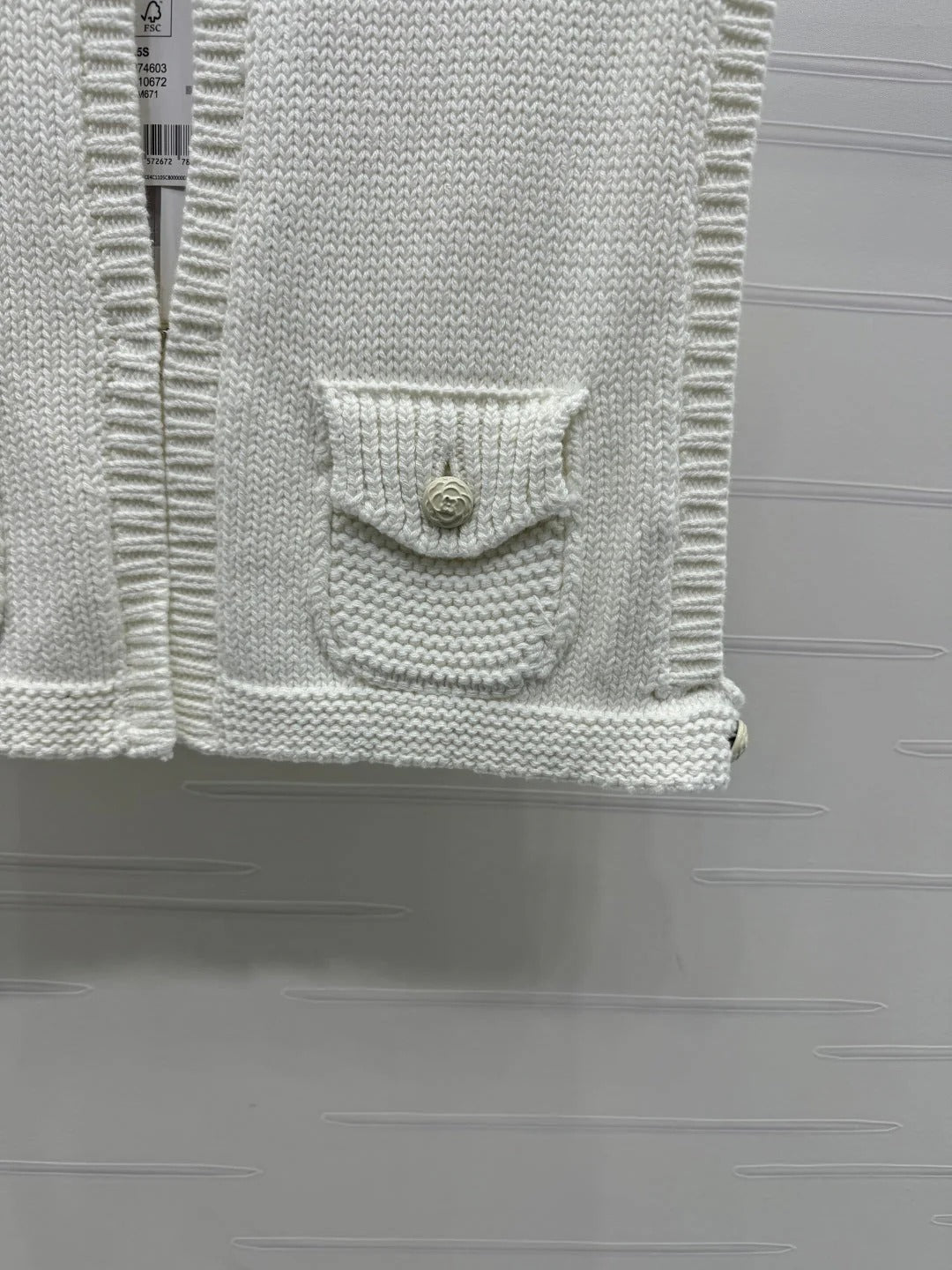 CHANEL CROPPED KNIT SWEATER 269388
