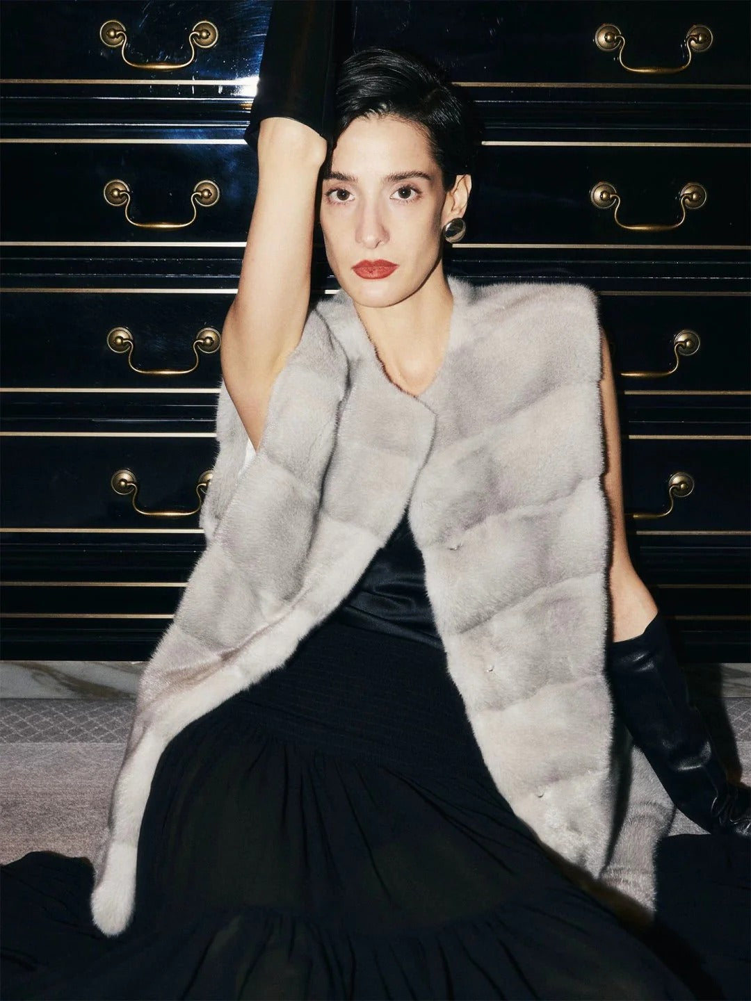 DIOR 25S SLEEVELESS MINK VEST 582