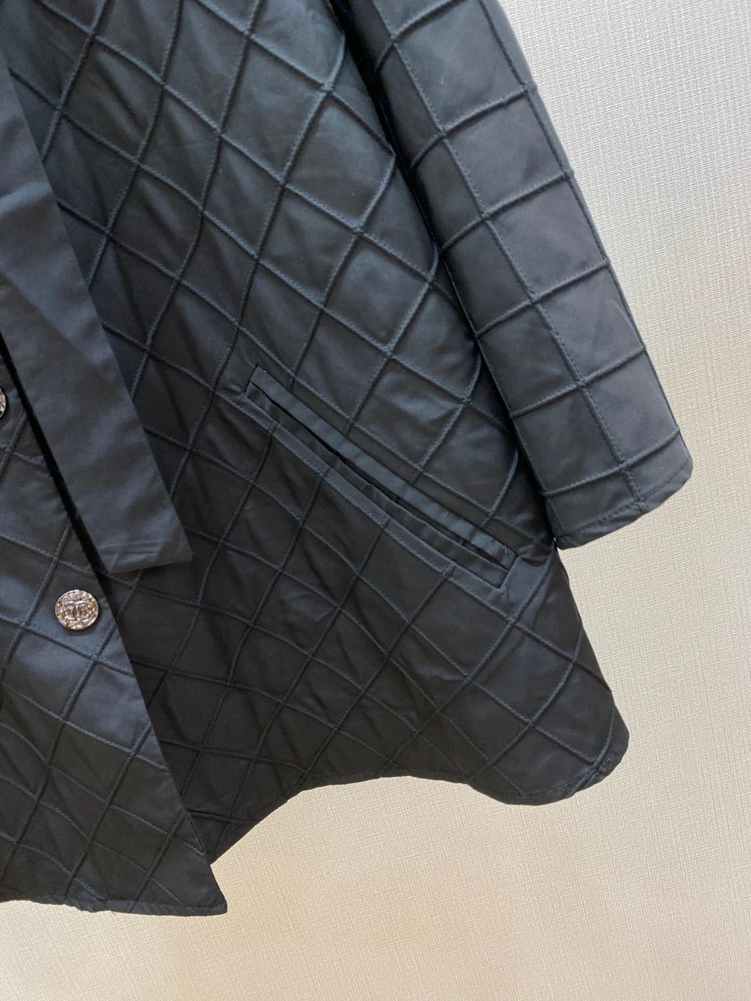 CHANEL 25S CAPE COAT STYLE 220