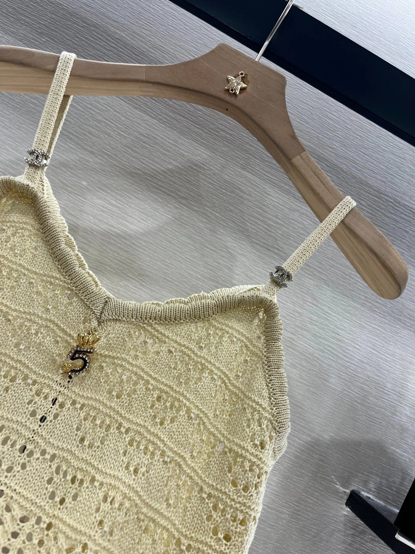CHANEL KNIT CAMISOLE 263419