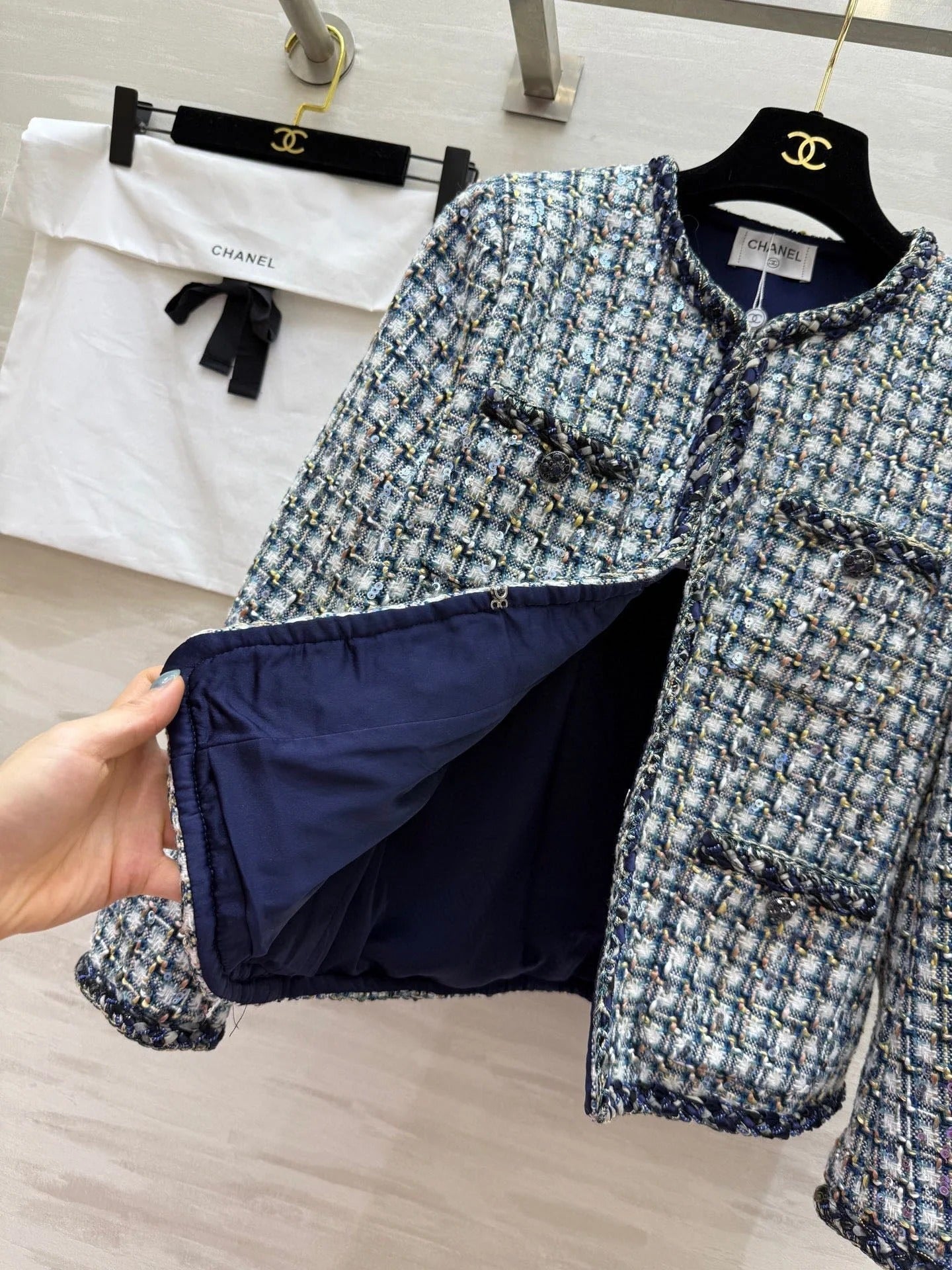 CHANEL 25S TWEED JACKET 266