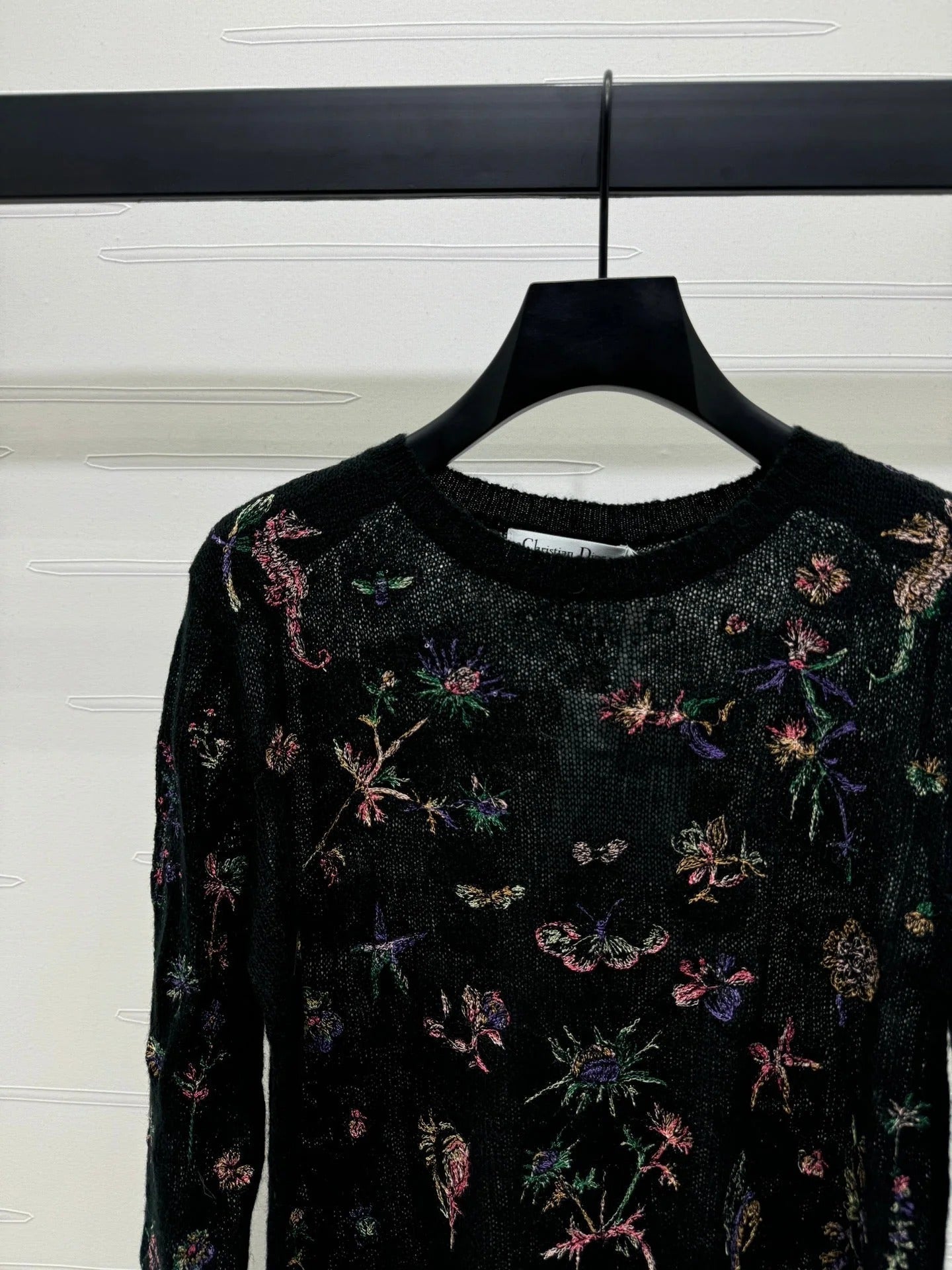 DIOR FLORAL EMBROIDERED KNITTED LONG-SLEEVE TOP 276695