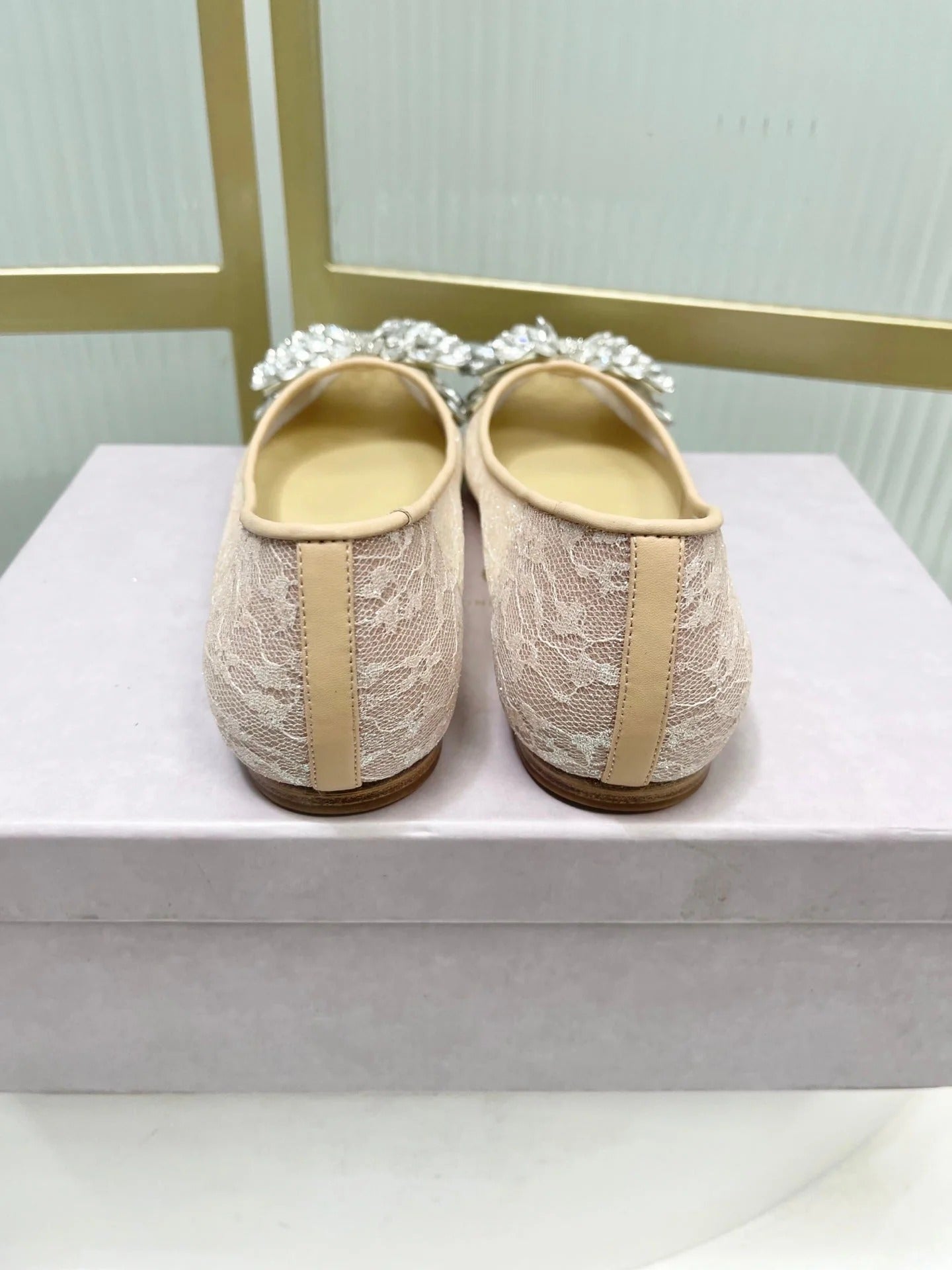 Jimmy 26s Ballet Flats Beige White Imported Lace Sheepskin 605986