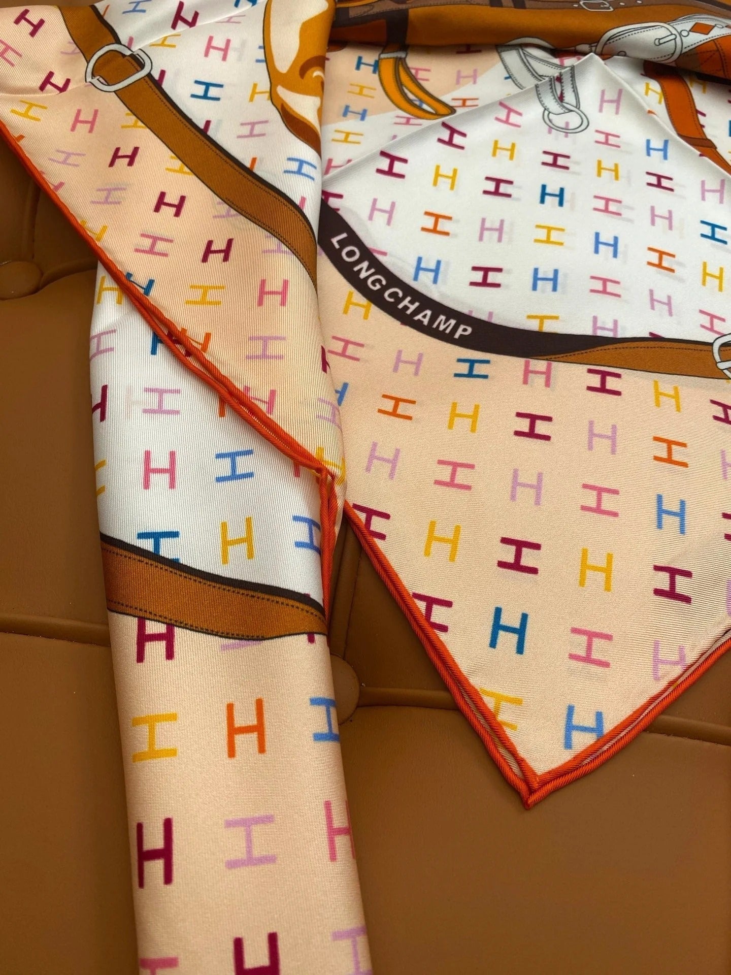 HERMES 25S SCARF 90 IN SILK 703679