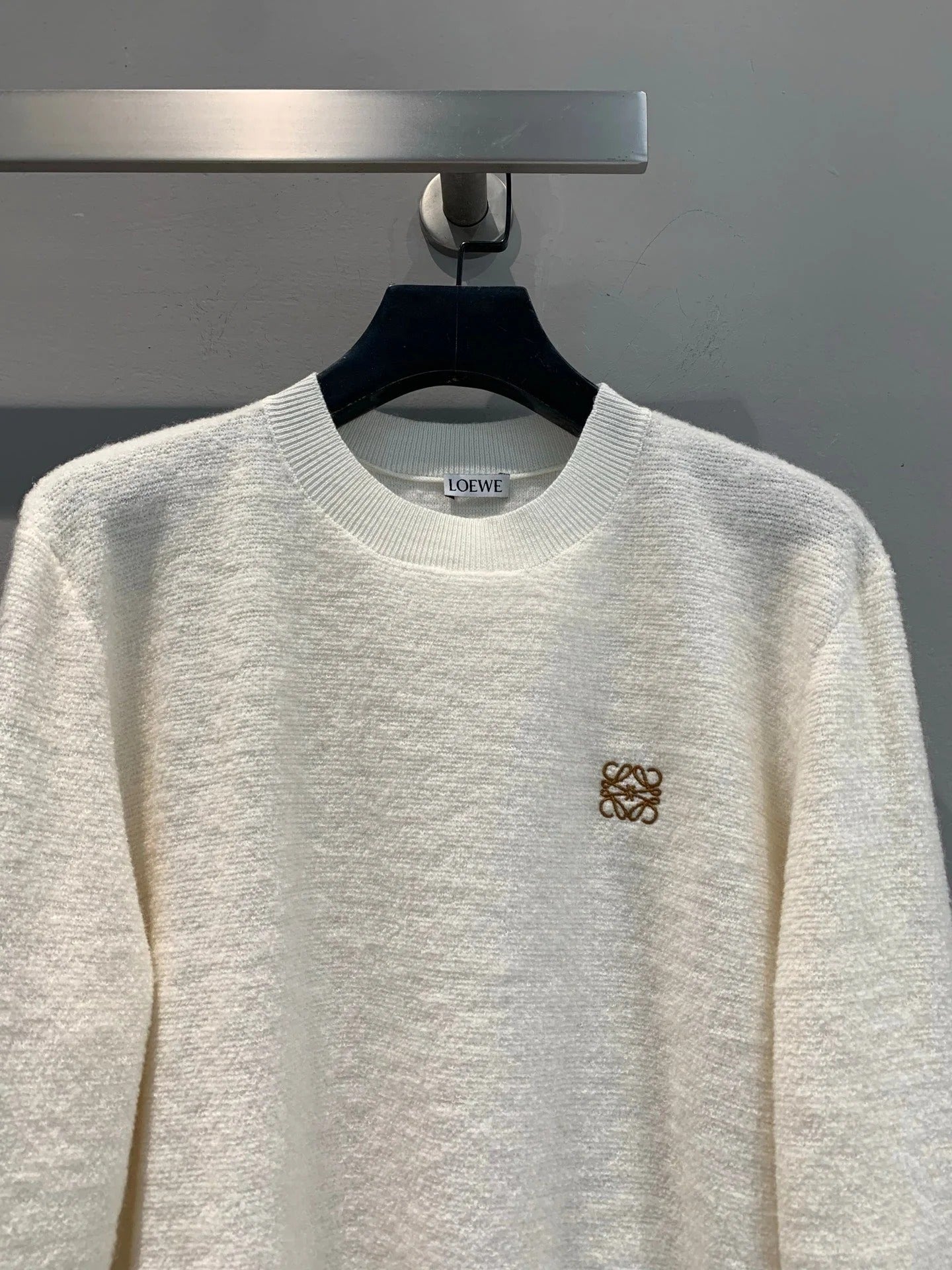 LOEWE SWEATER STYLE 219