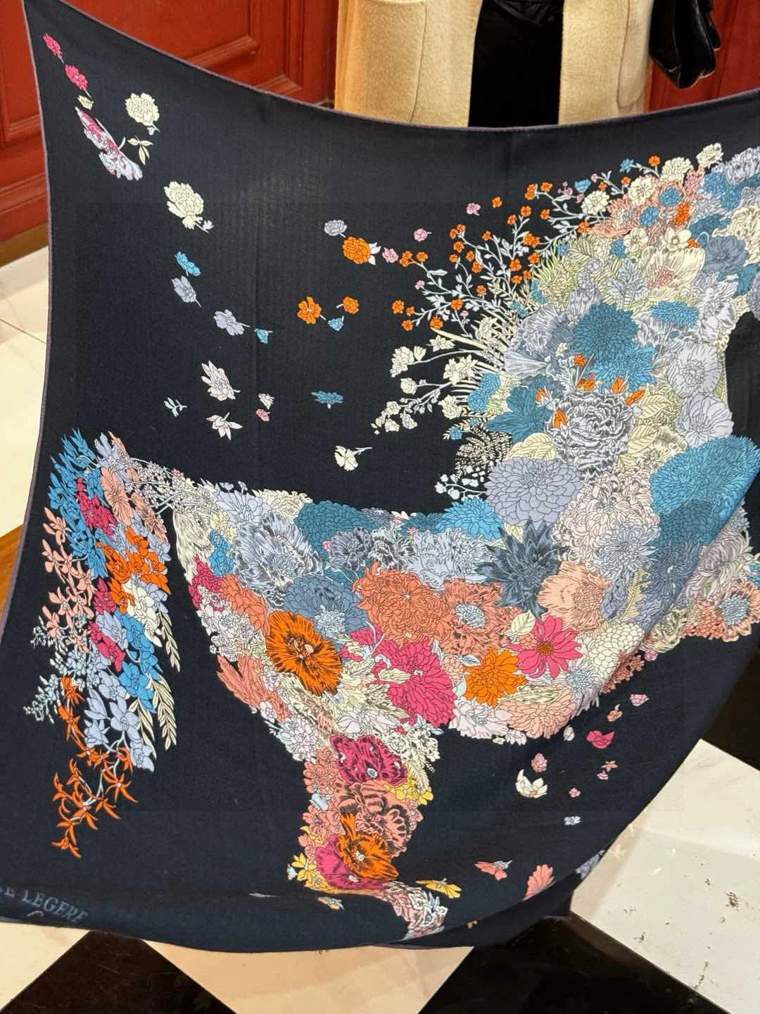 HERMES 25S SCARF 140 IN CASHMERE SILK 709657