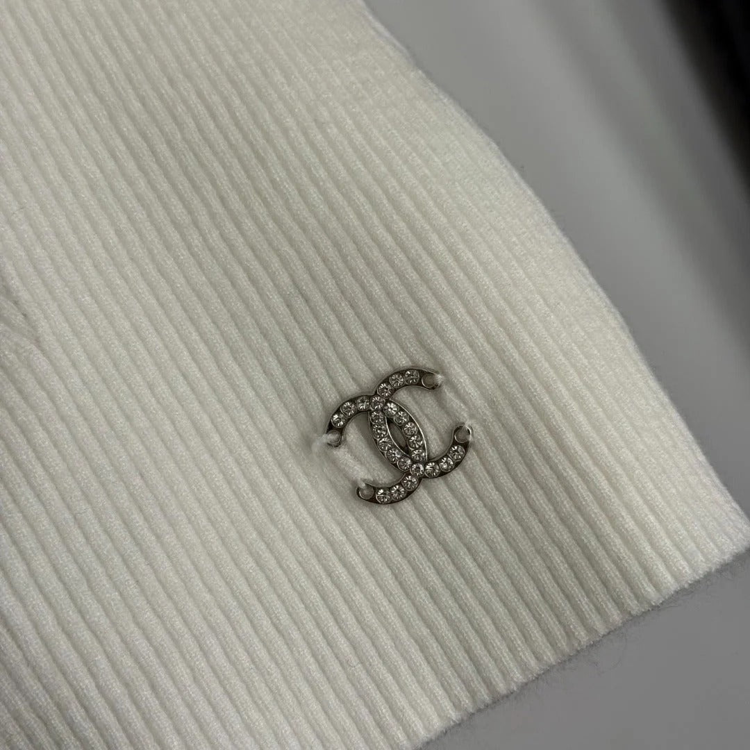 CHANEL 25S SPAGHETTI STRAP TOP 559