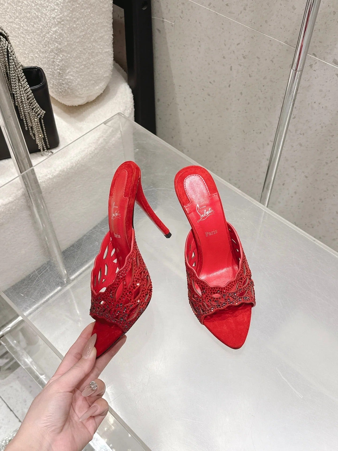 CL 26SS High-Heeled Slippers 100 Red Suede Sheepskin 636693