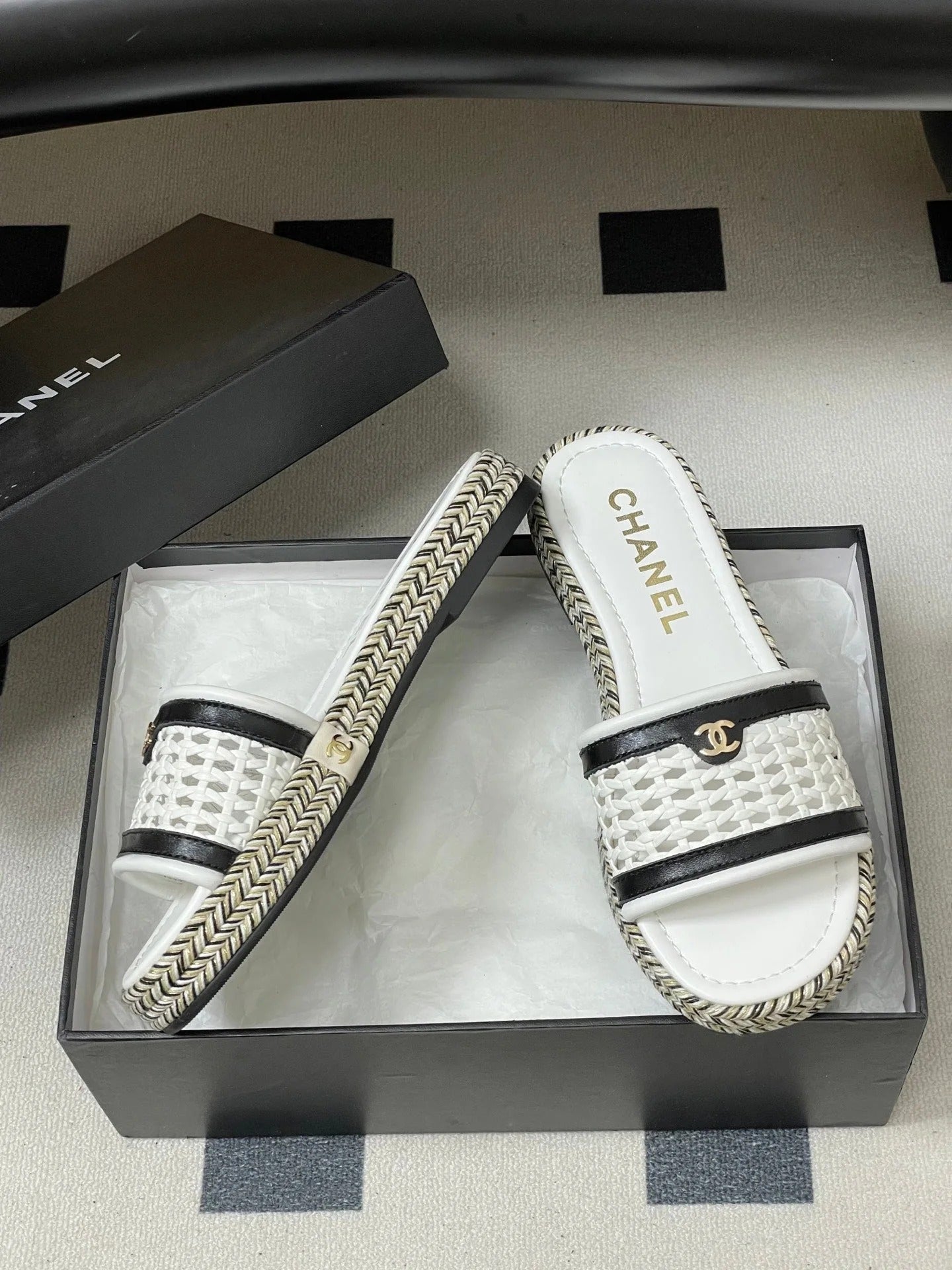 CC 26s Platform Slippers White Cowhide 649458