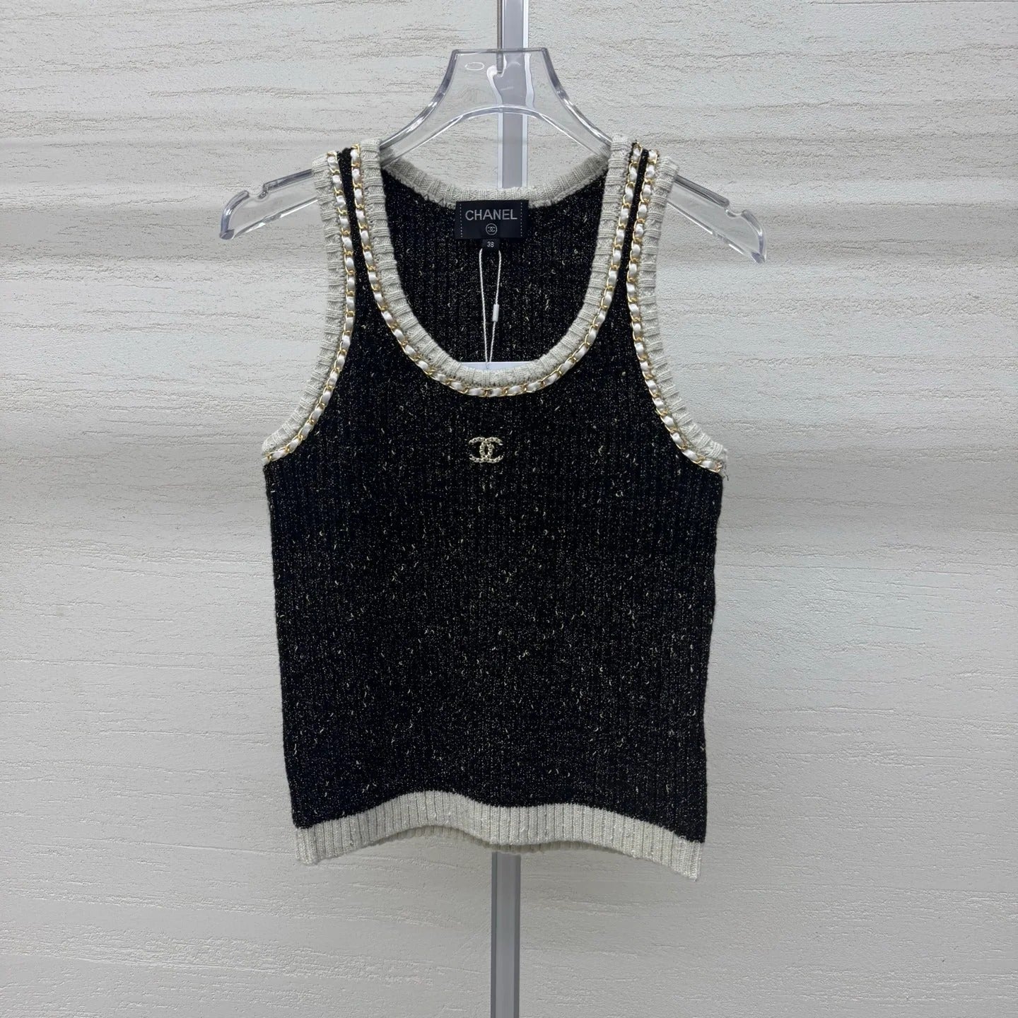 Chanel 2026 Sleeveless Knit Top Black Wool Cashmere 356943