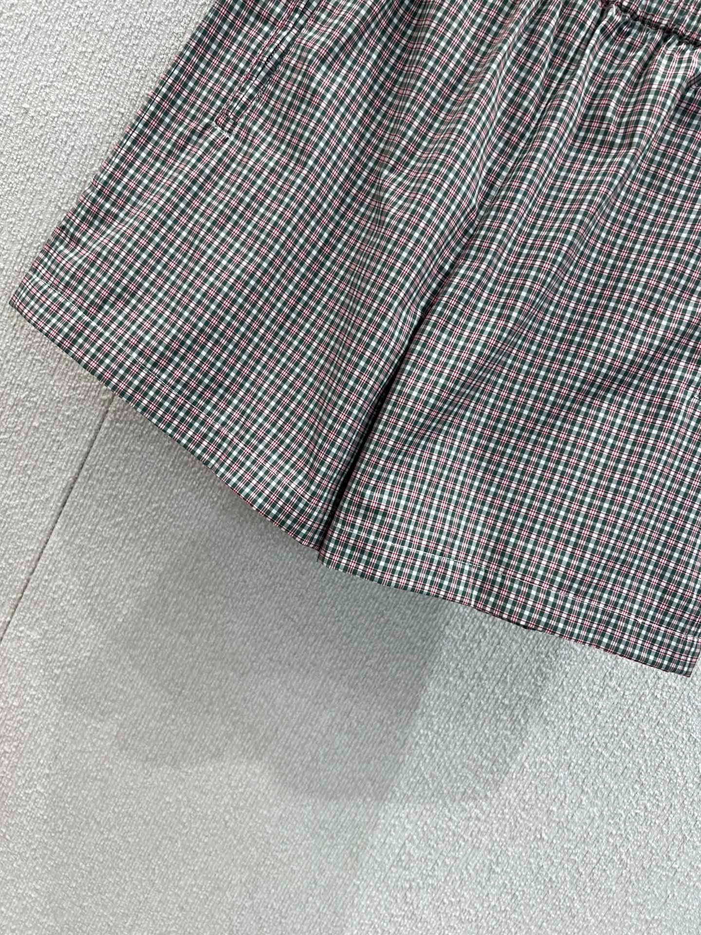 MIUMIU PLAID SHORTS 268898