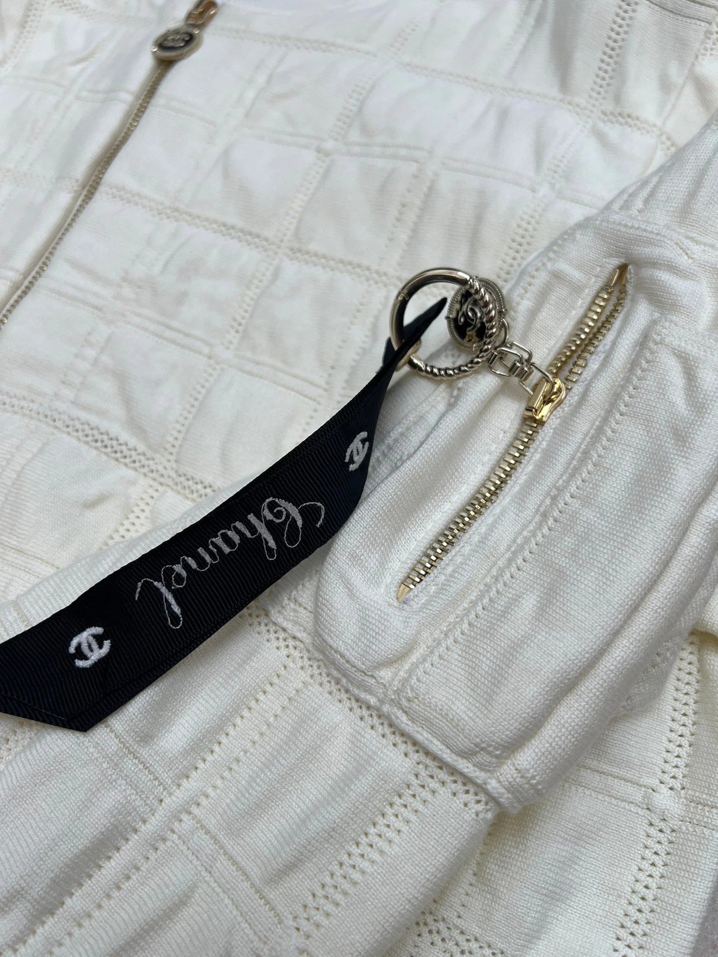 CHANEL 25S QUILTED JACKET 620460