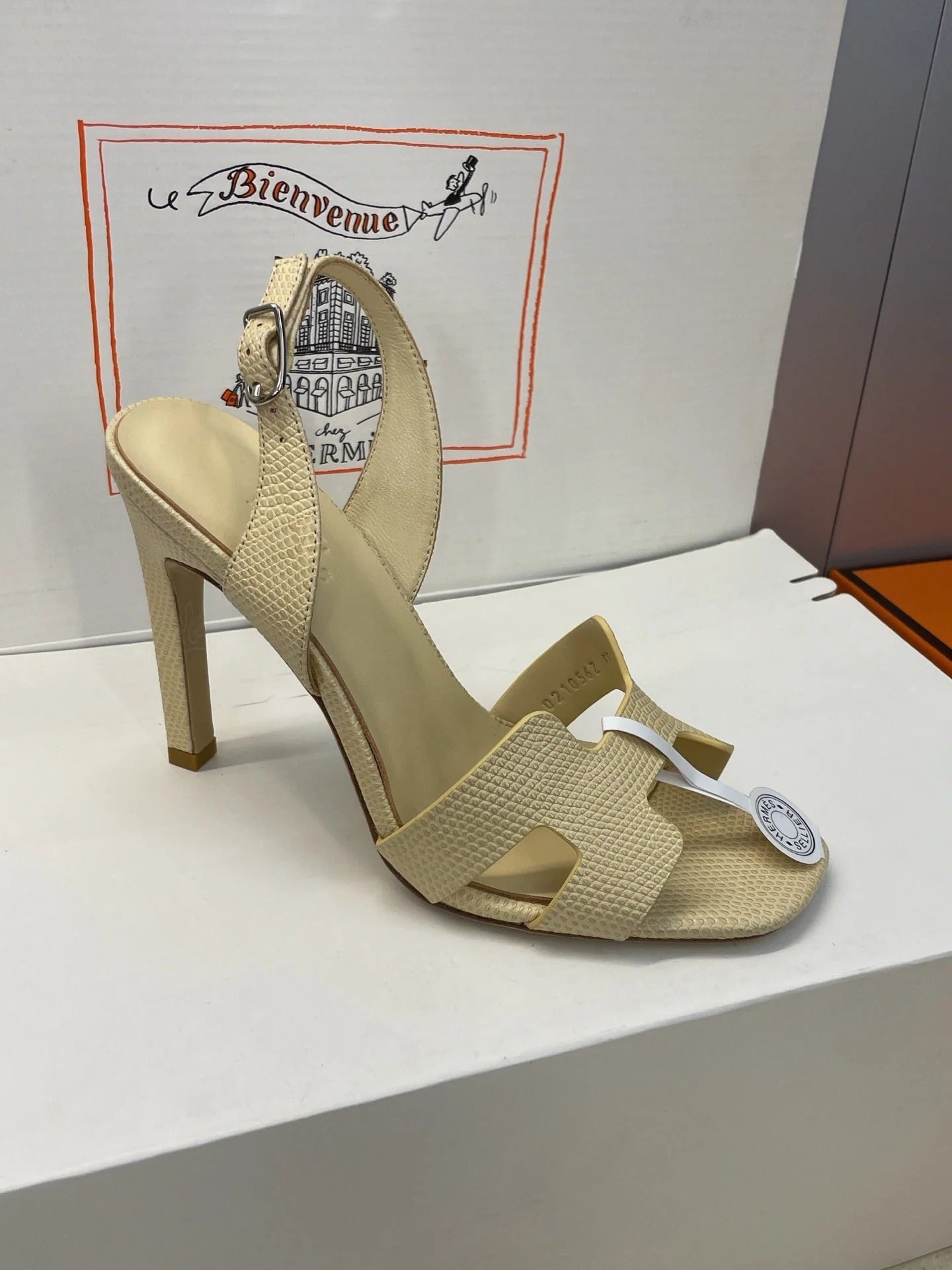 HM 26ss High Heel Sandals 105 Light Beige Cowhide 607114
