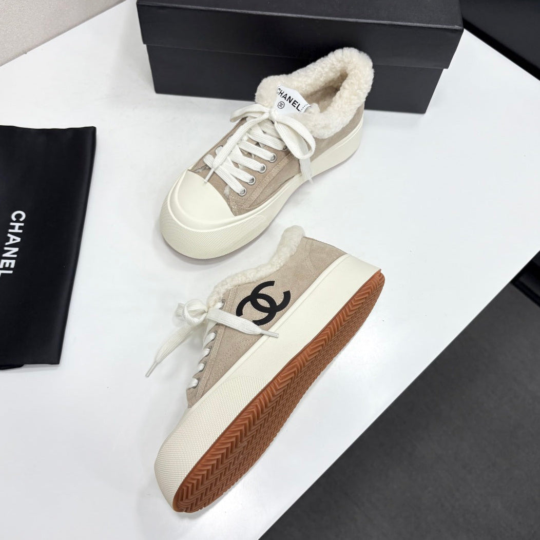 Chanel 2026 Low-Top Platform Sneakers Leather Suede Wool 193777