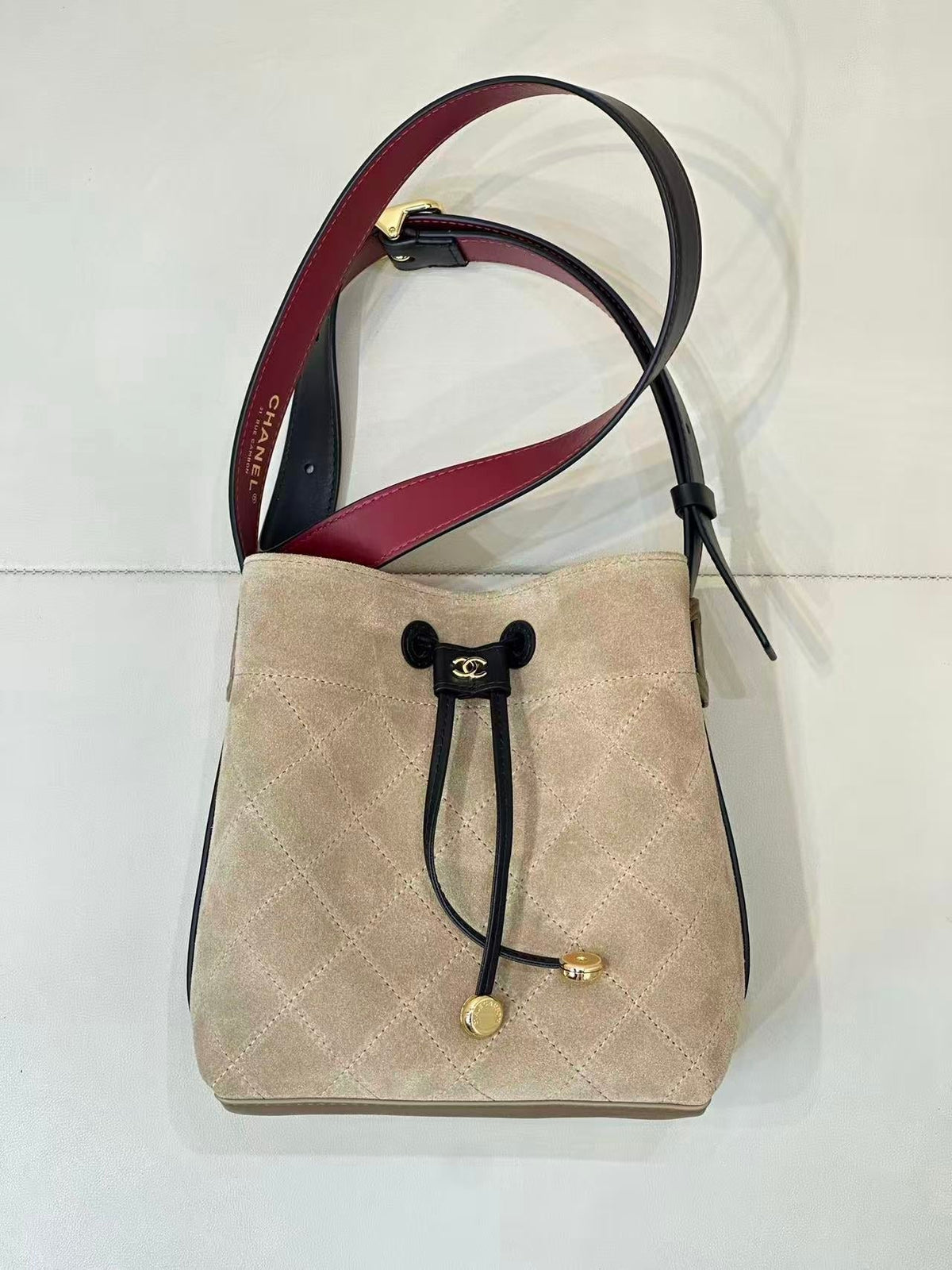 CC 26FW Bucket Bag 19cm Dark Beige Suede Calfskin