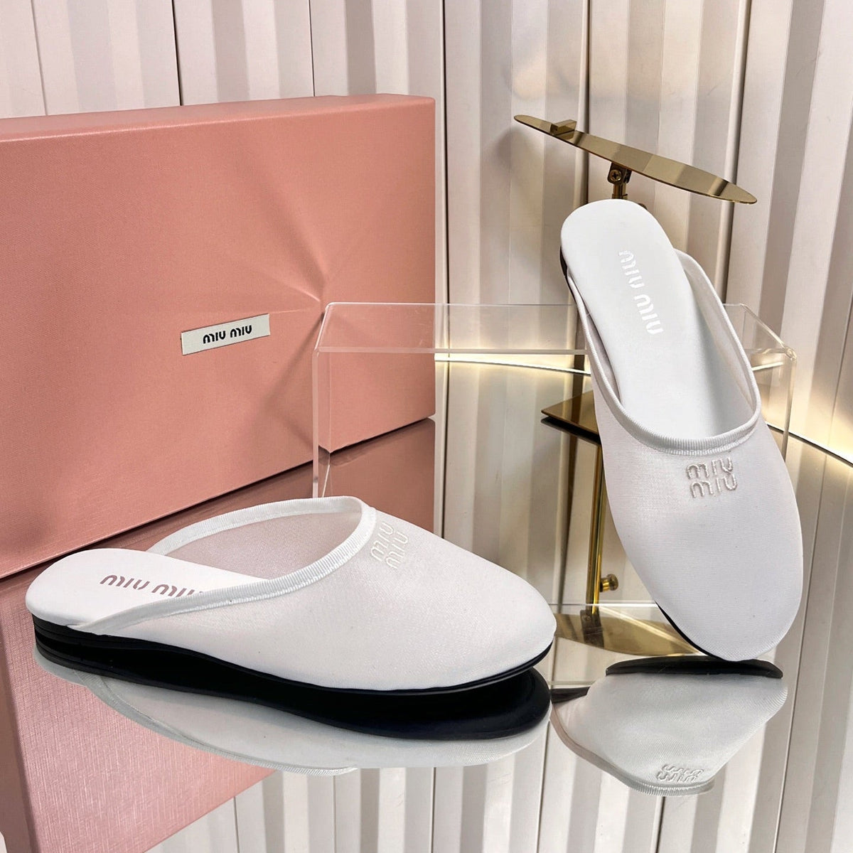 Miumiu 26S Flat Mules White Fabric And Leather