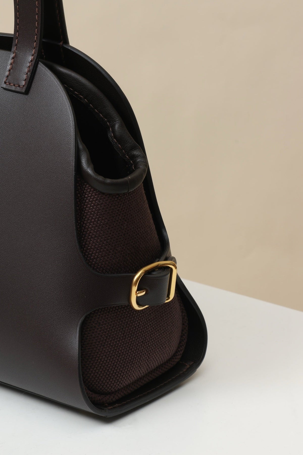 High-end Hermes 2026 Tablier Sellier Bag 26cm Swift Calfskin