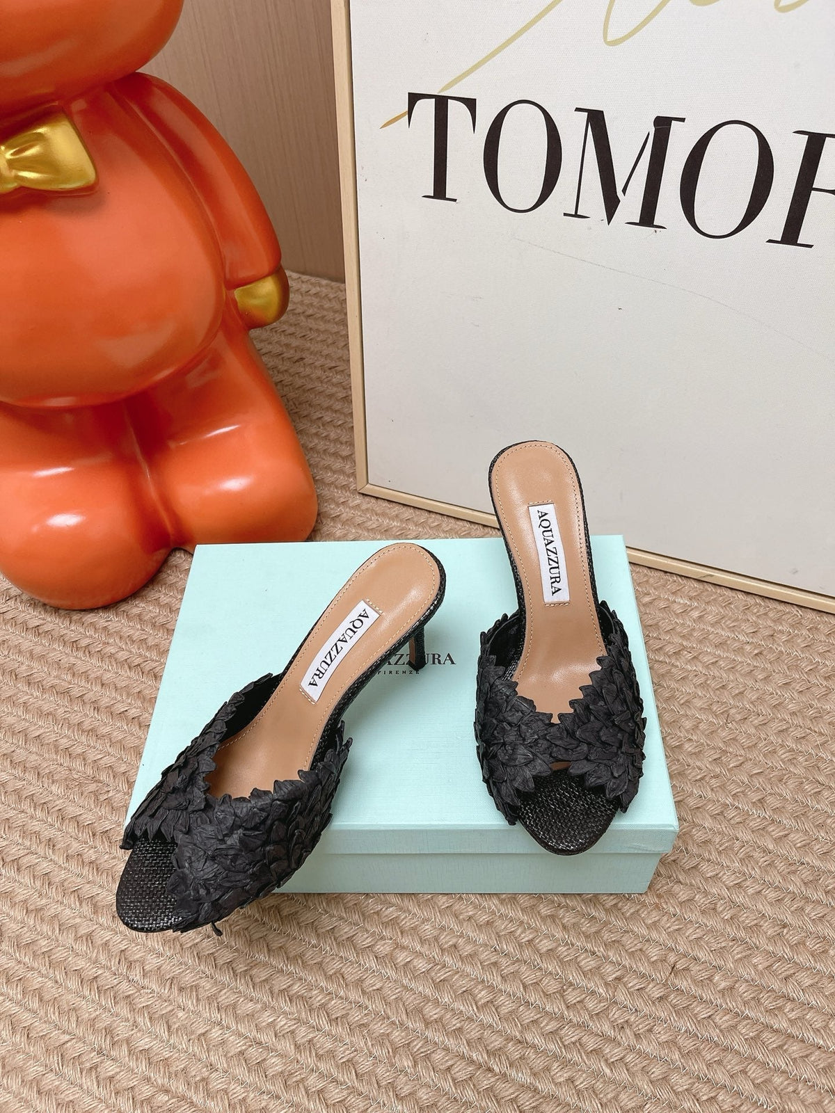 Aquazzura 26S Heeled Mules 8cm Black Woven Raffia