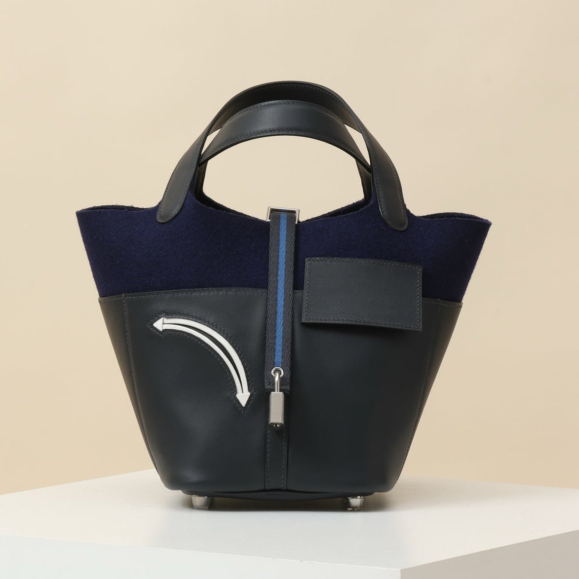 High-end Hermes 2026 Picotin Lock Go Team Bag 19cm Felt And Swift Calfskin